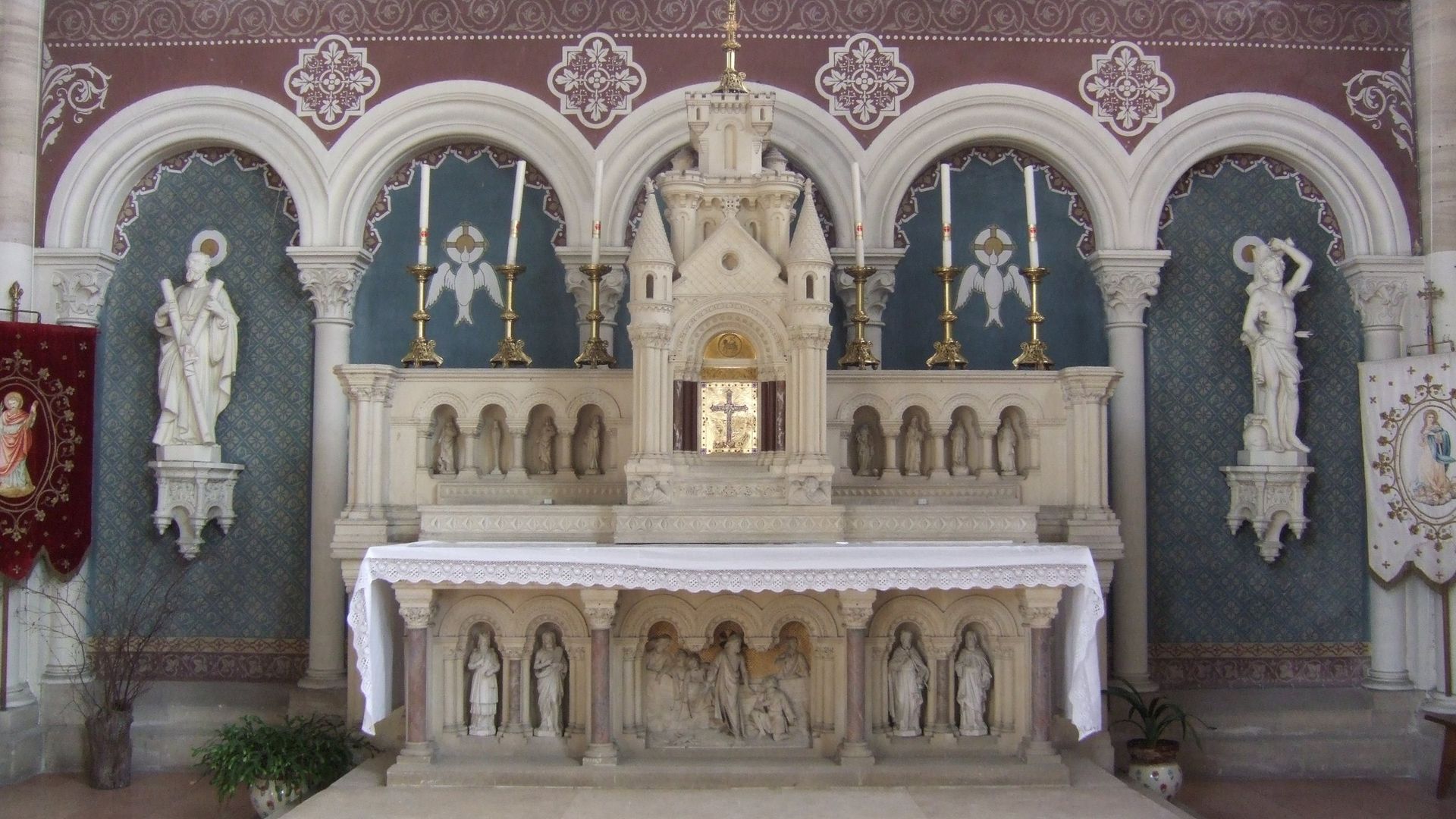 L’église de Port-en-Bessin-Huppain