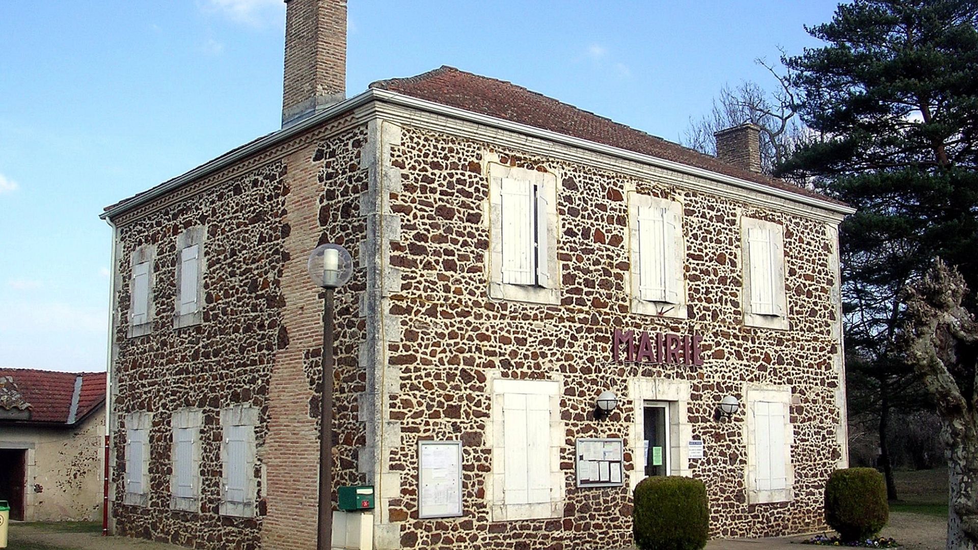 La mairie de Liposthey