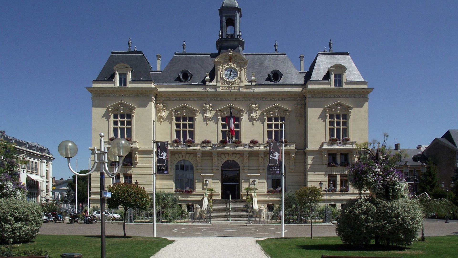 La mairie de Tarbes