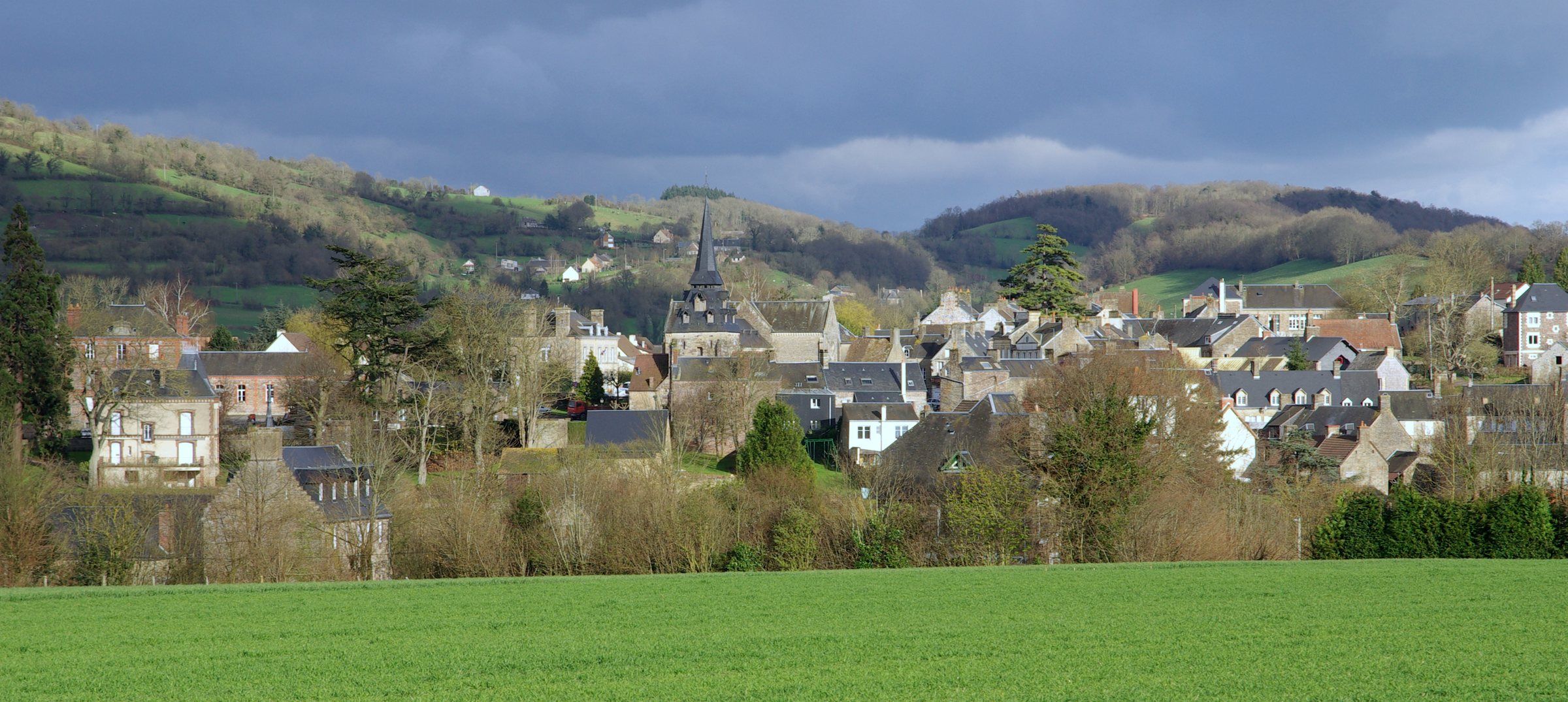 Vue de Clécy