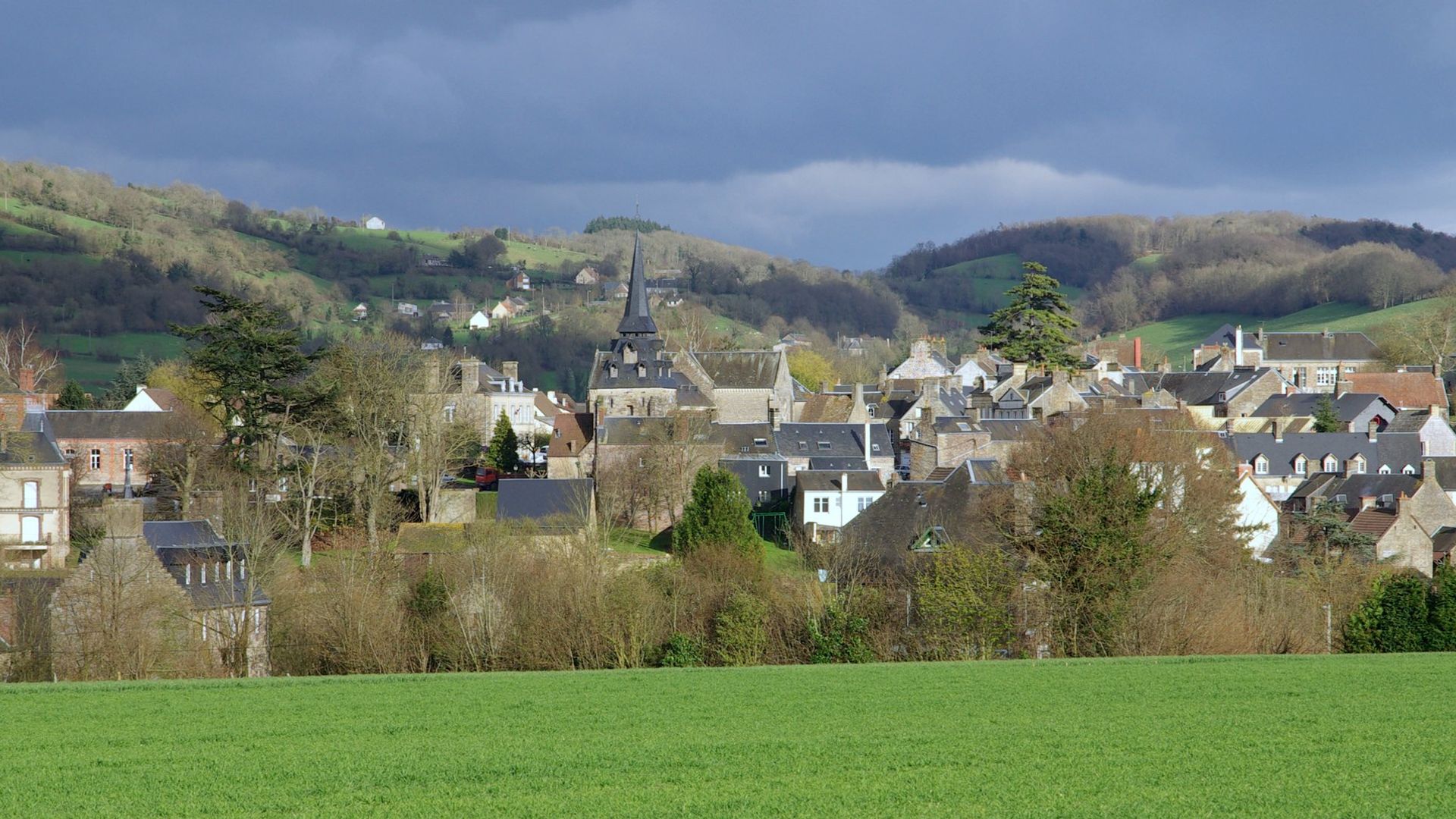 Vue de Clécy