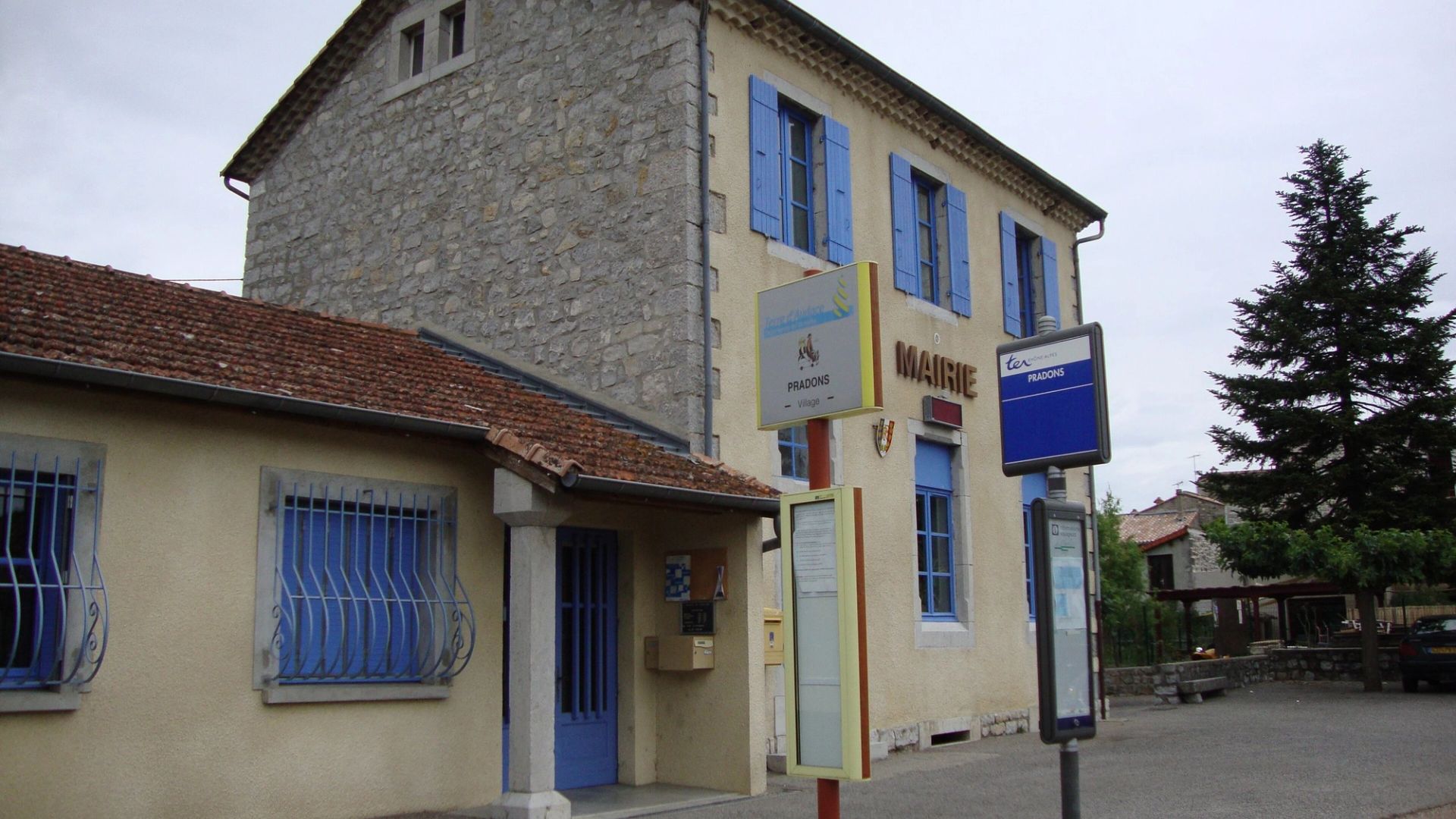 La mairie de Pradons