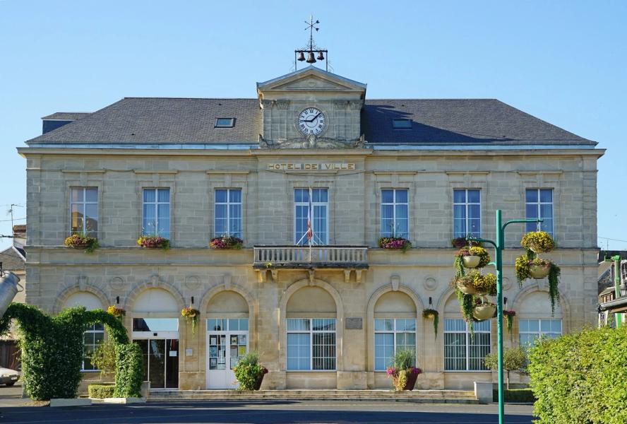 La mairie du Molay-Littry