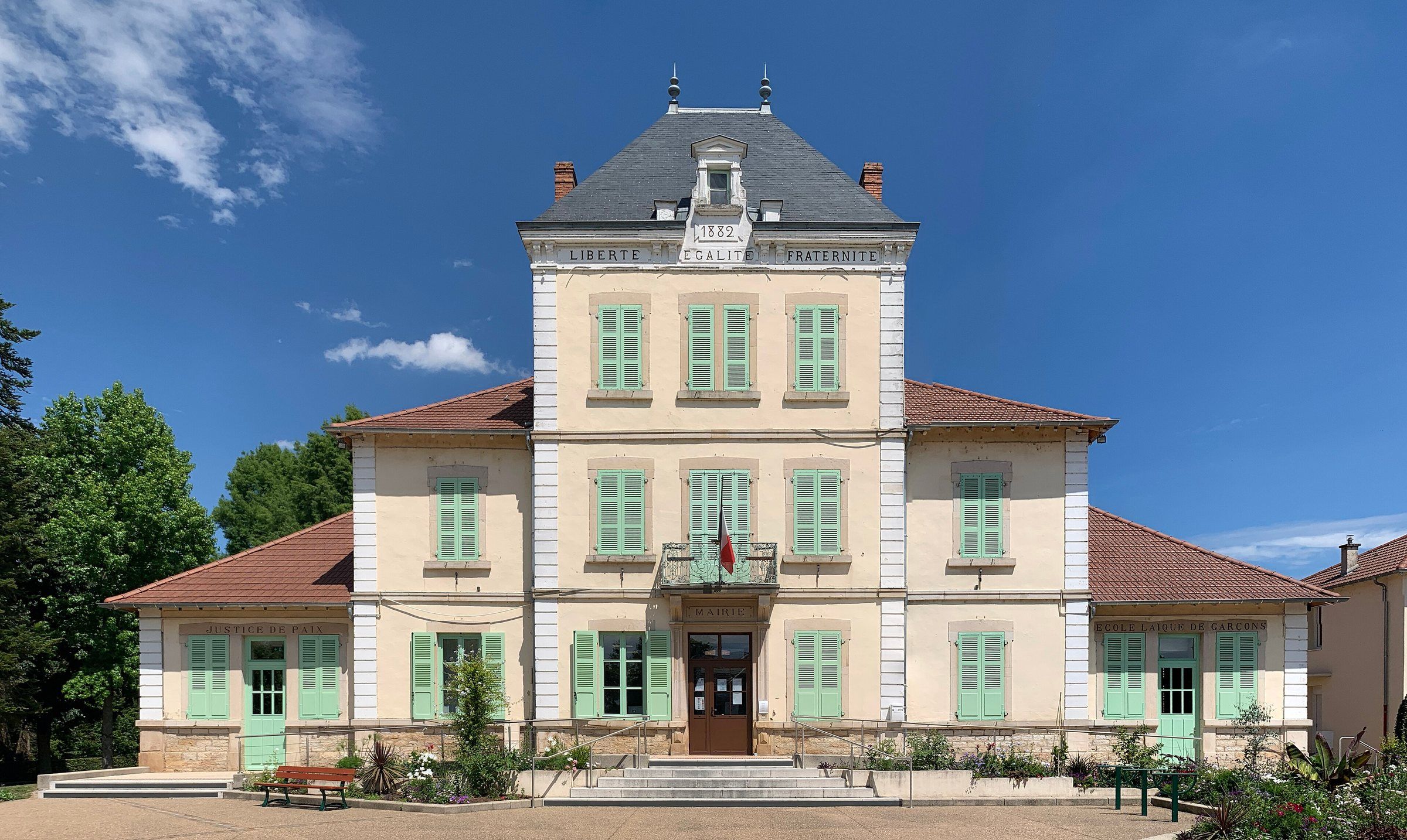 La mairie de Vonnas