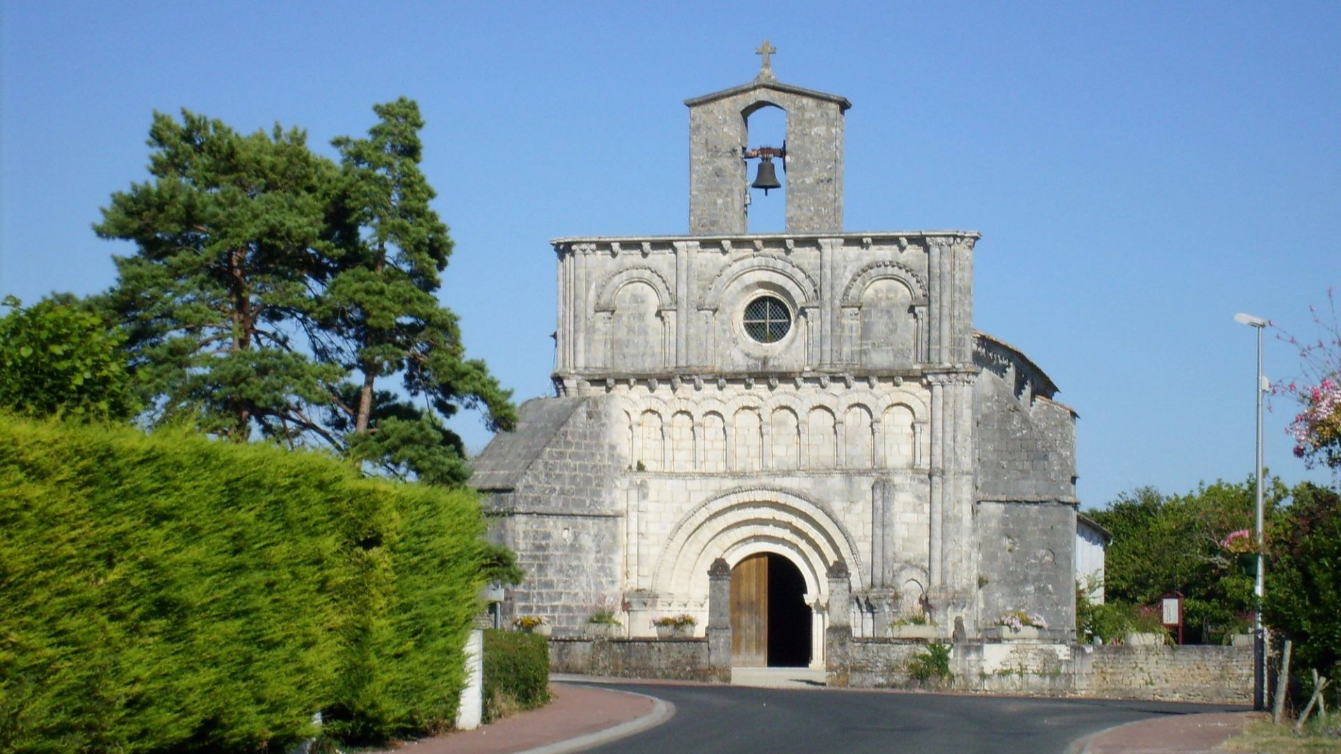 L’église de Breuillet
