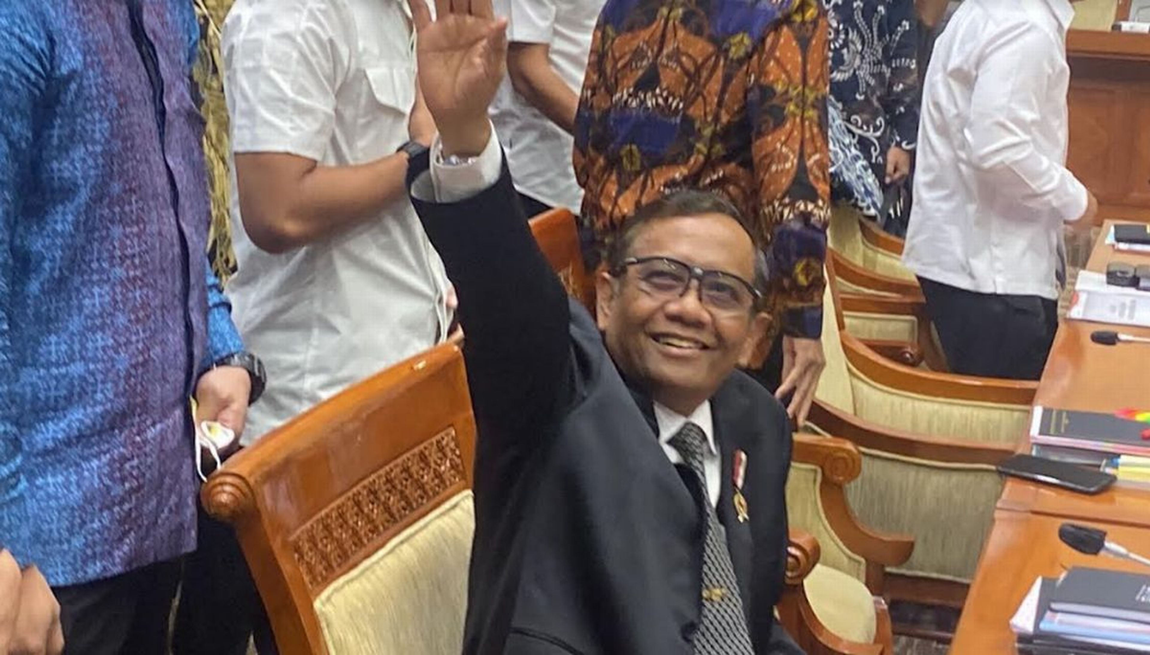 Mahfud MD : DPR Markus ?