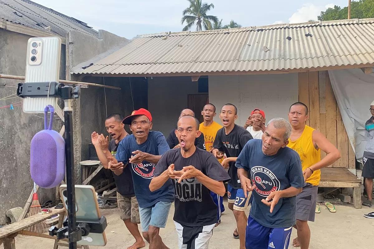 Pemain Joget Sadbor Ditangkap Polisi