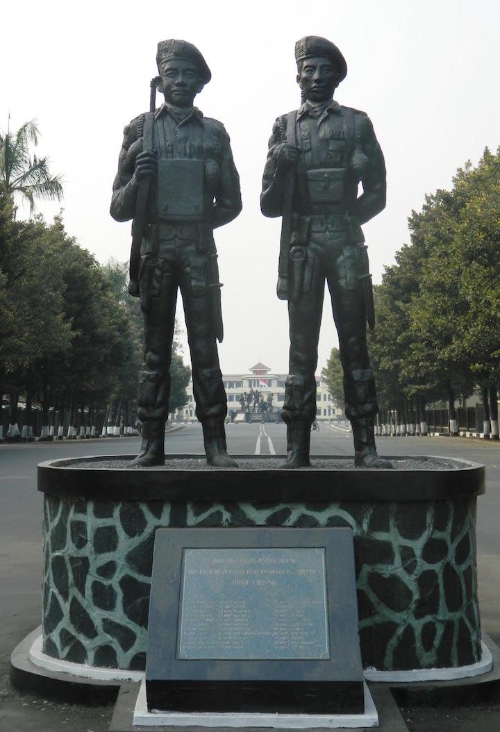 Amji Attak,Pahlawan Brimob Dari Tanah Dayak