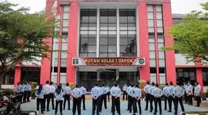 KEPALA RUTAN DEPOK DITANGKAP, PAKAI NARKOBA