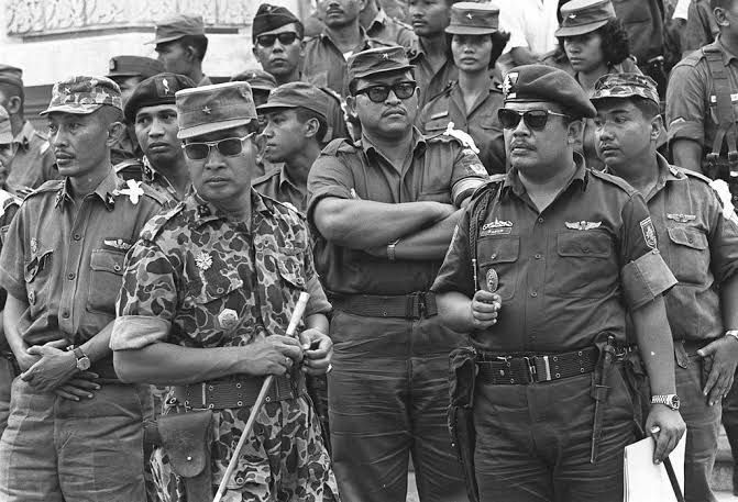 Ketika Militer Masuk ke Ranah Sipil: Akankah Pengaruh pada Negara Hukum dan Demokrasi