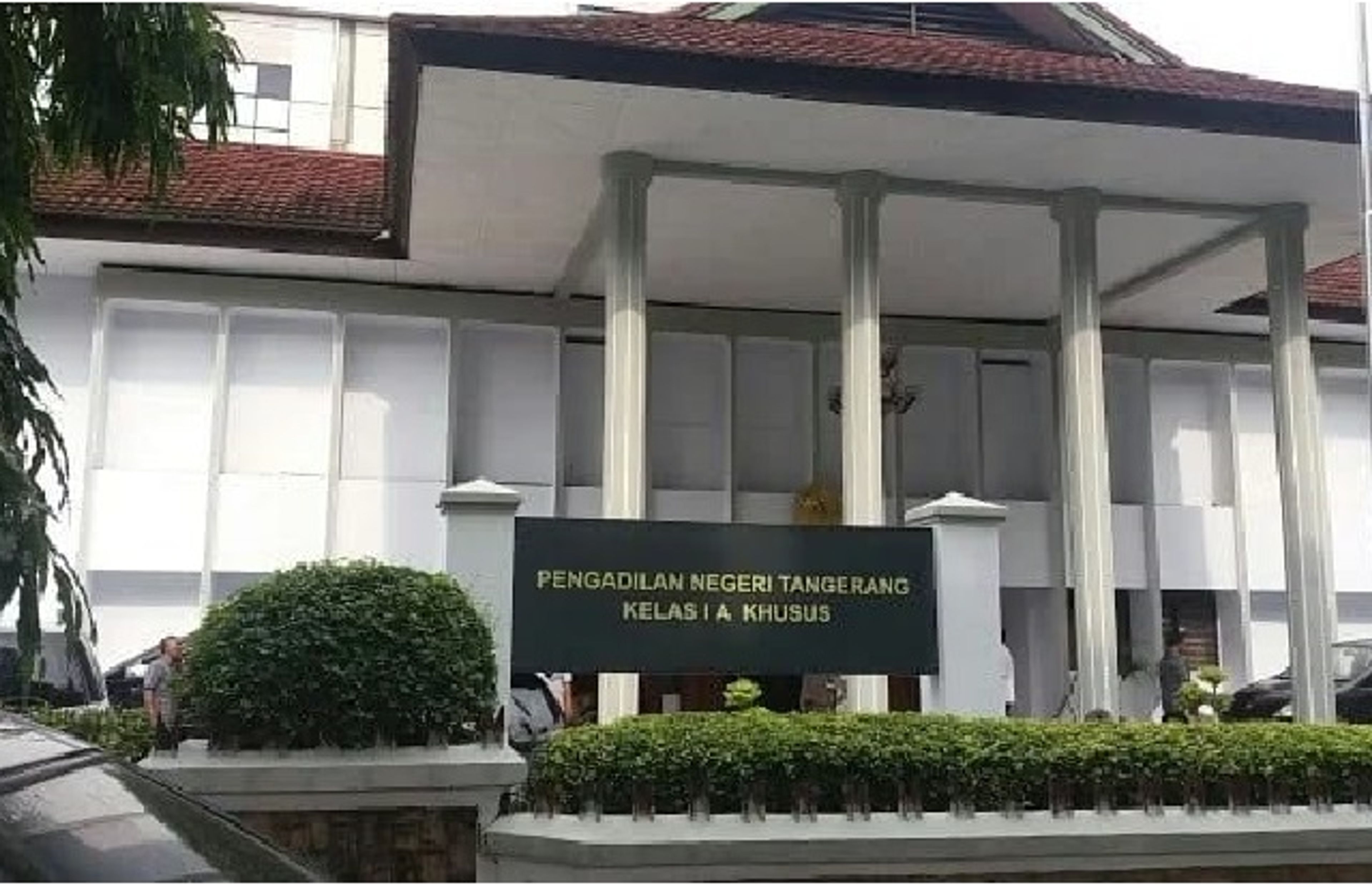 ASTAGA ! PENGADILAN NEGERI TANGERANG DIAM SERIBU BAHASA