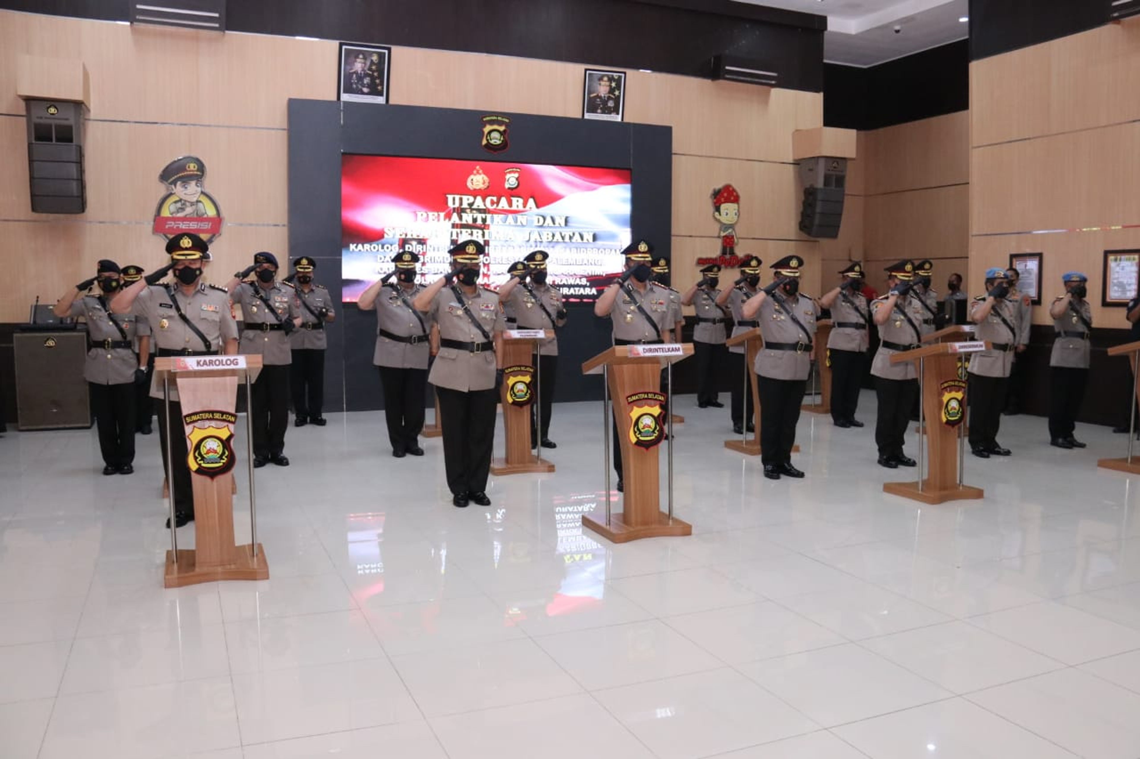 Kapolda Pimpin Sertijab 5 PJU dan 7 Kapolres Jajaran Polda Sumsel