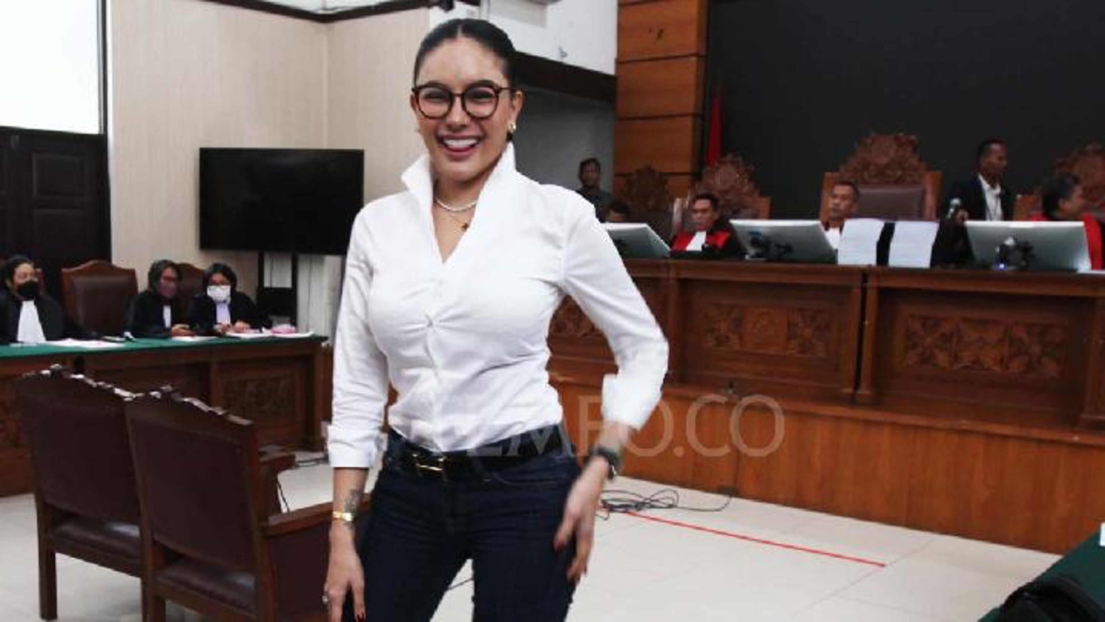 Surat Terbuka Nikita Mirzani ke Presiden Prabowo Subianto