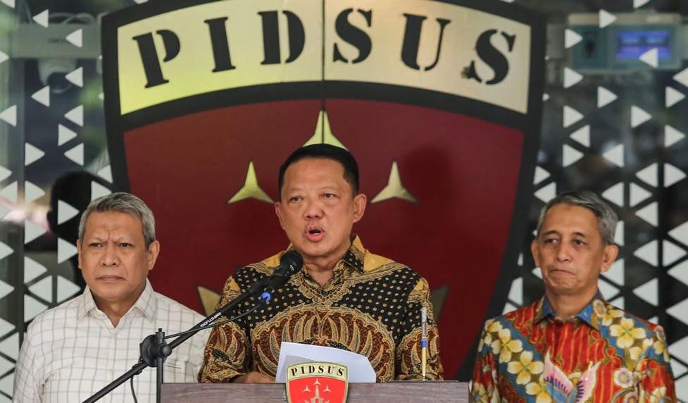 MAHFUD MD SOROTI PENGALIHAN PERKARA FEBRIE ADRIANSYAH: HUKUM ACARA TAK BOLEH DIKORBANKAN ATAS NAMA KOLABORASI