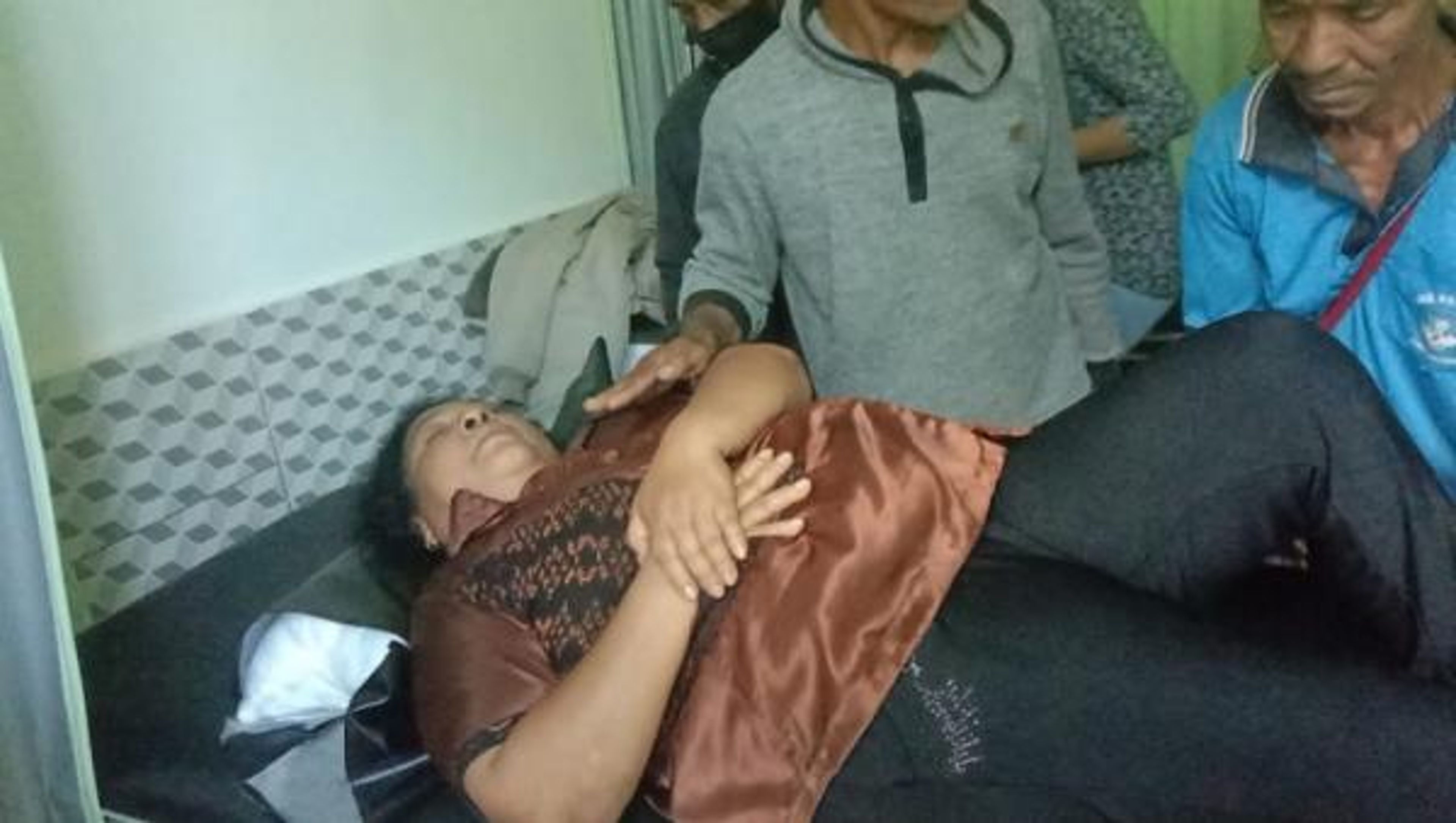 Tak Bisa Bayar Uang Sekolah Anak, Ayah Tikam Kepala Sekolah