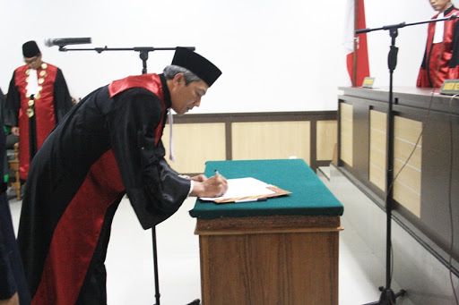 WAKIL KETUA PN TANGERANG SEBUT KASASI TIDAK BOLEH TANPA ADANYA UPAYA BANDING