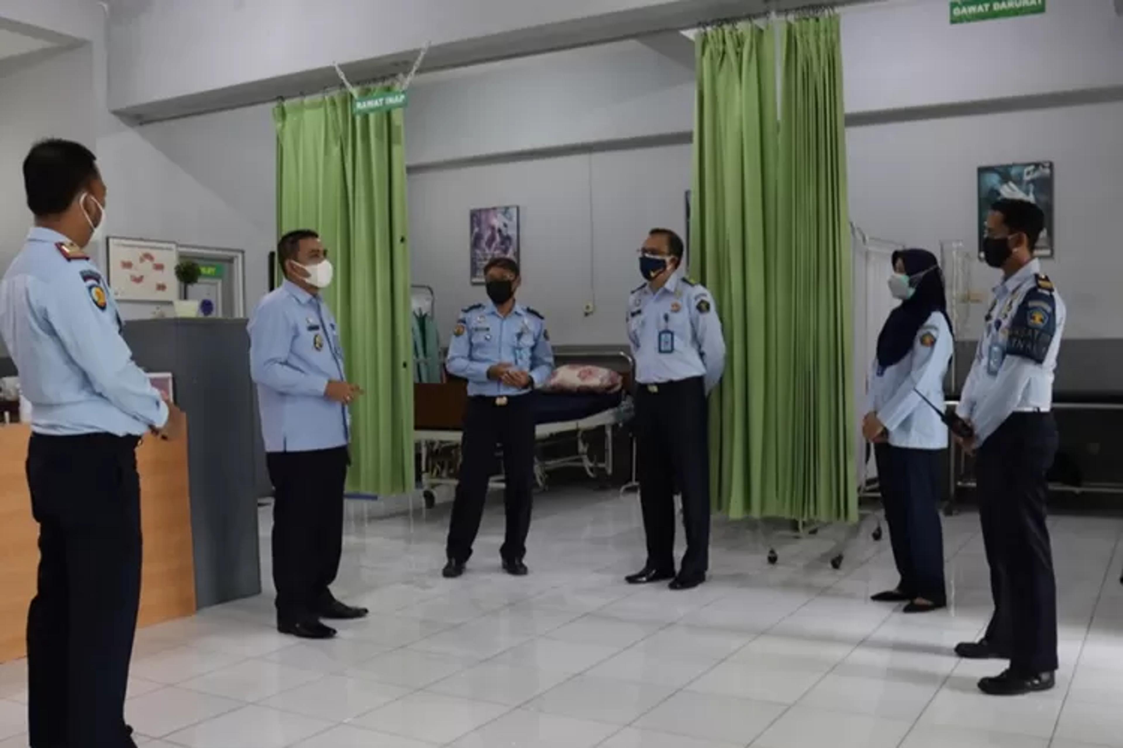 Pegawai Sipir Penjara