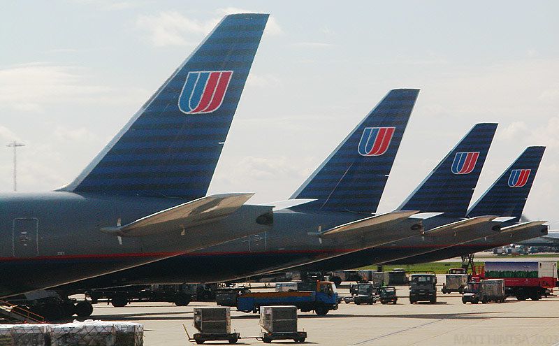 United Airlines back wings.