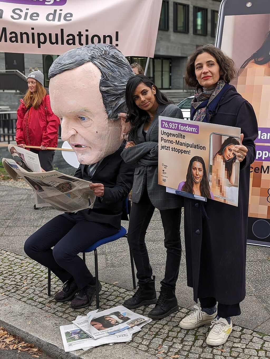 Petition against deepfake pornography in Berlin at the HateAid