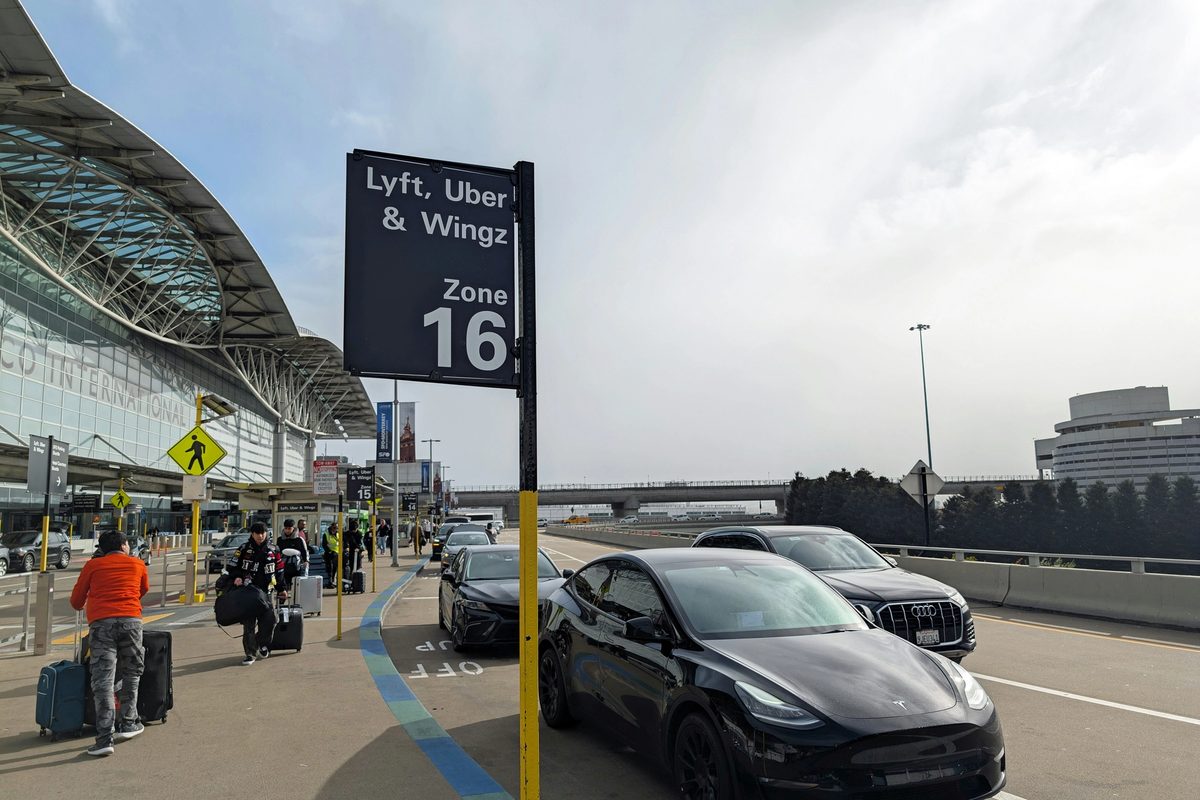 A cab stand with options for Lyft and Uber