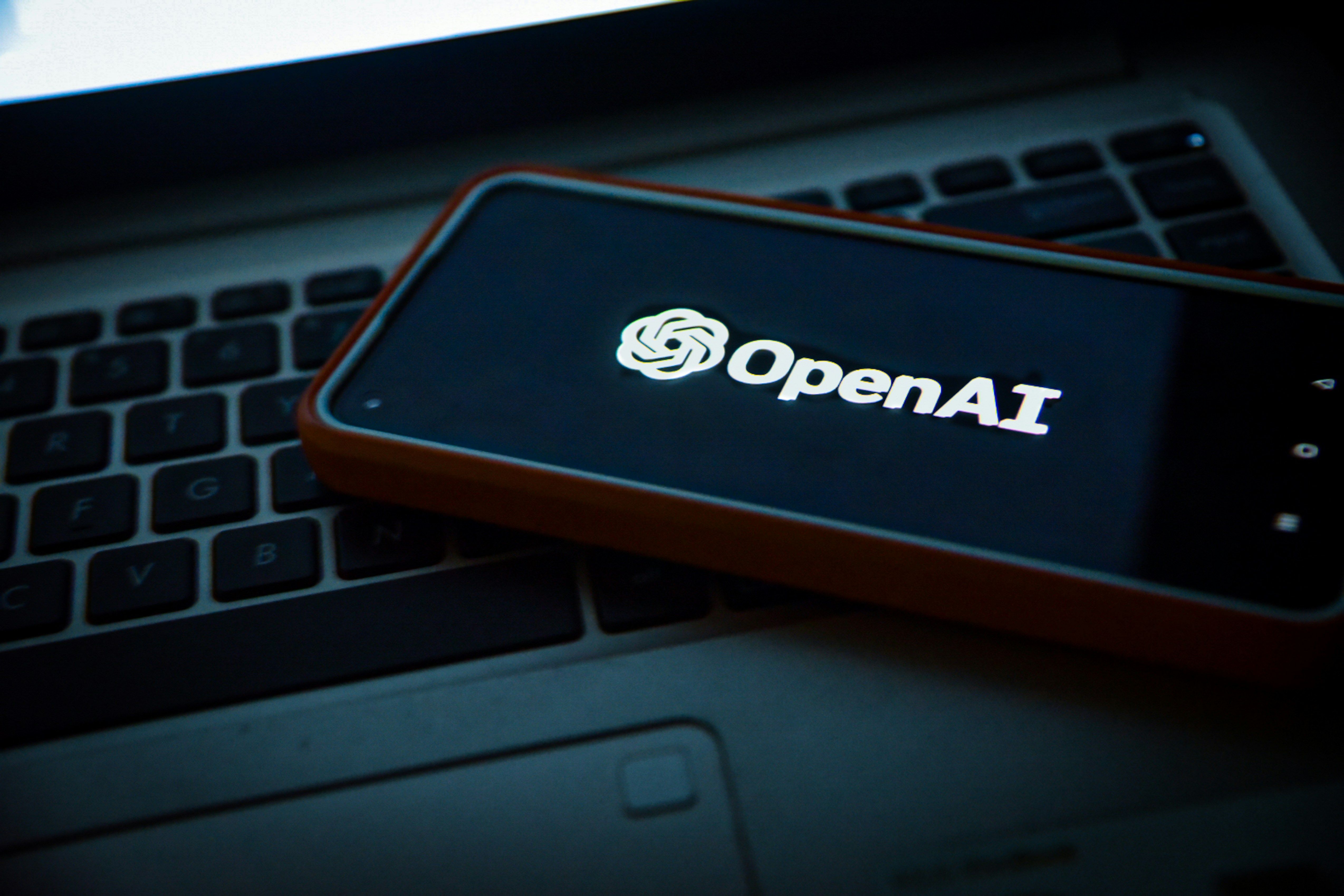 Chief Scientist & Safety Researchers Leave OpenAI