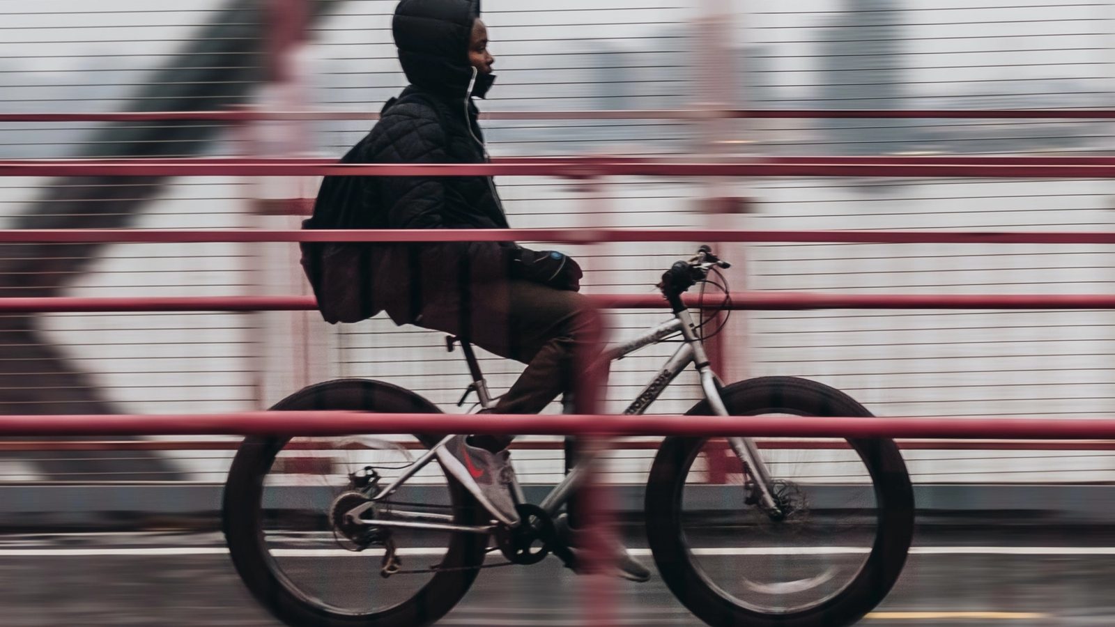 Main Image "Hands Free Riding"