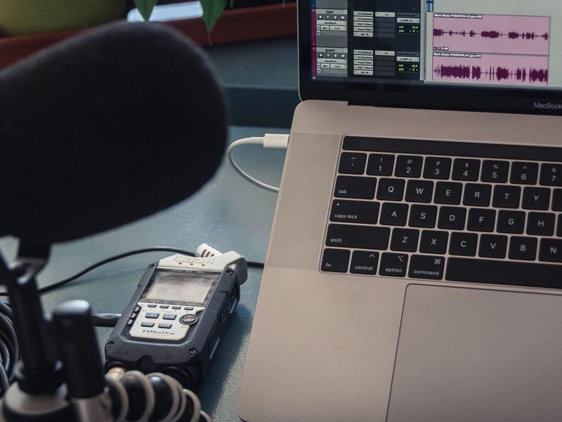 Best AI Voice Generators, ElevenLabs vs Murf vs Speechify