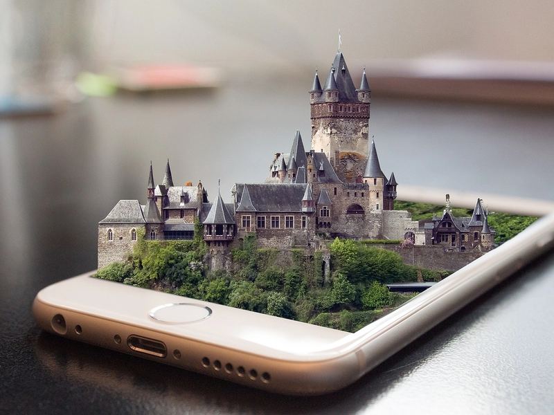 Different Applications of Augmented Reality