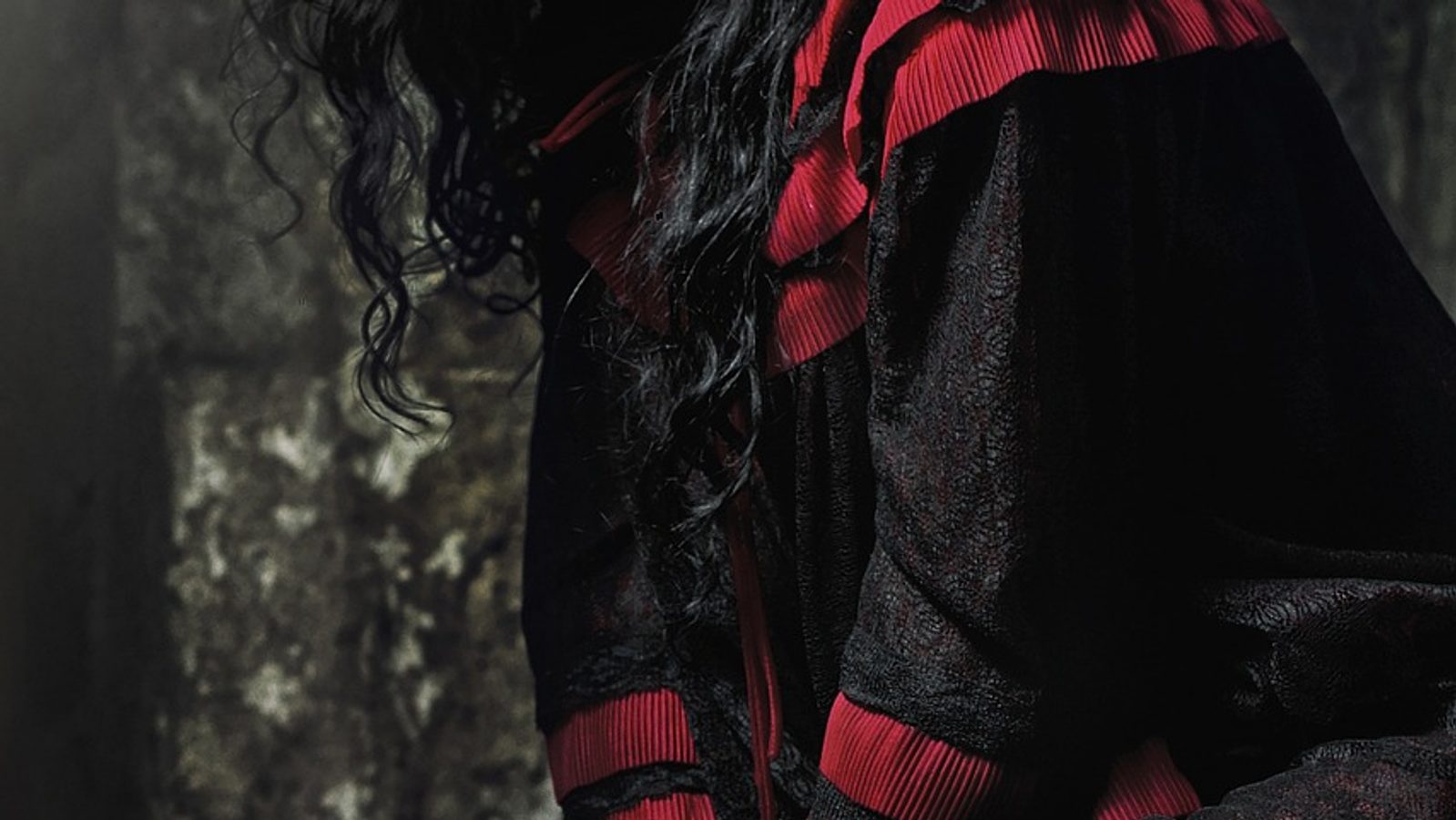 Main Image: Fashion in Technology