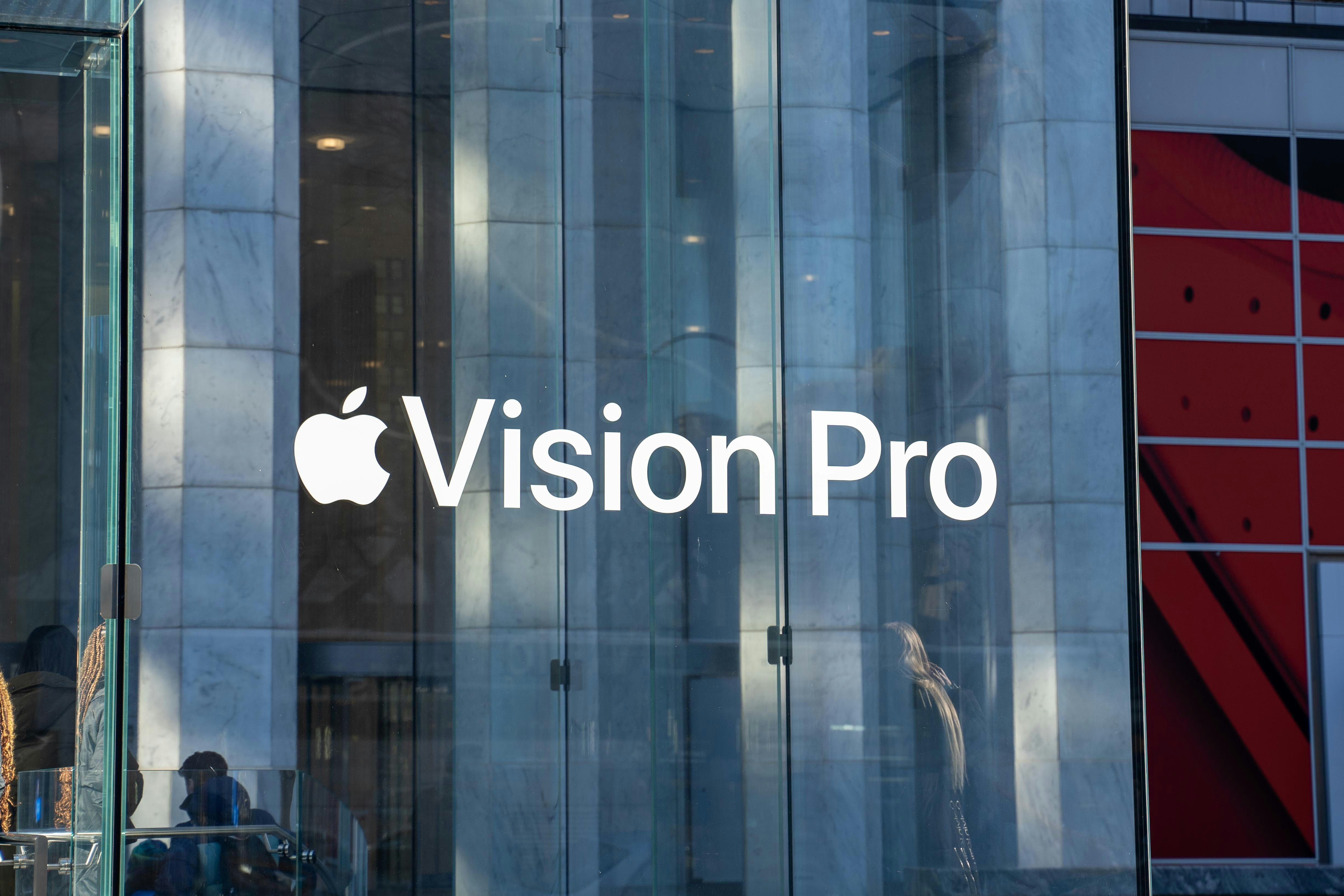 Apple Vision Pro Now Controlled By Our Minds