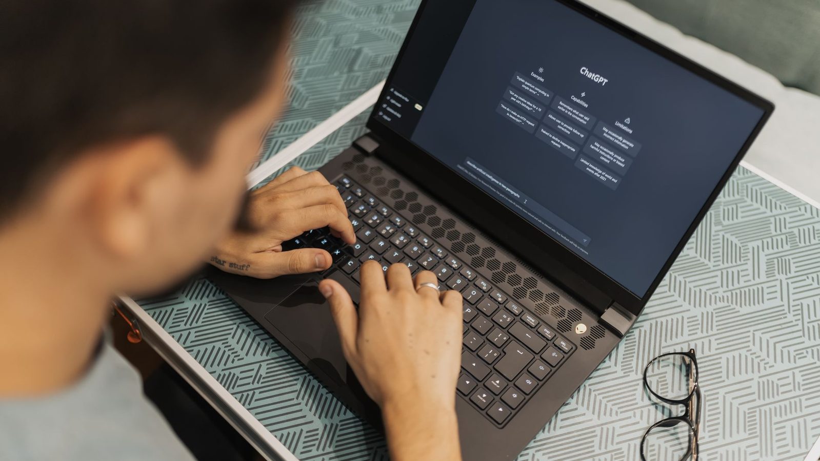 Using an AI assistant on a laptop