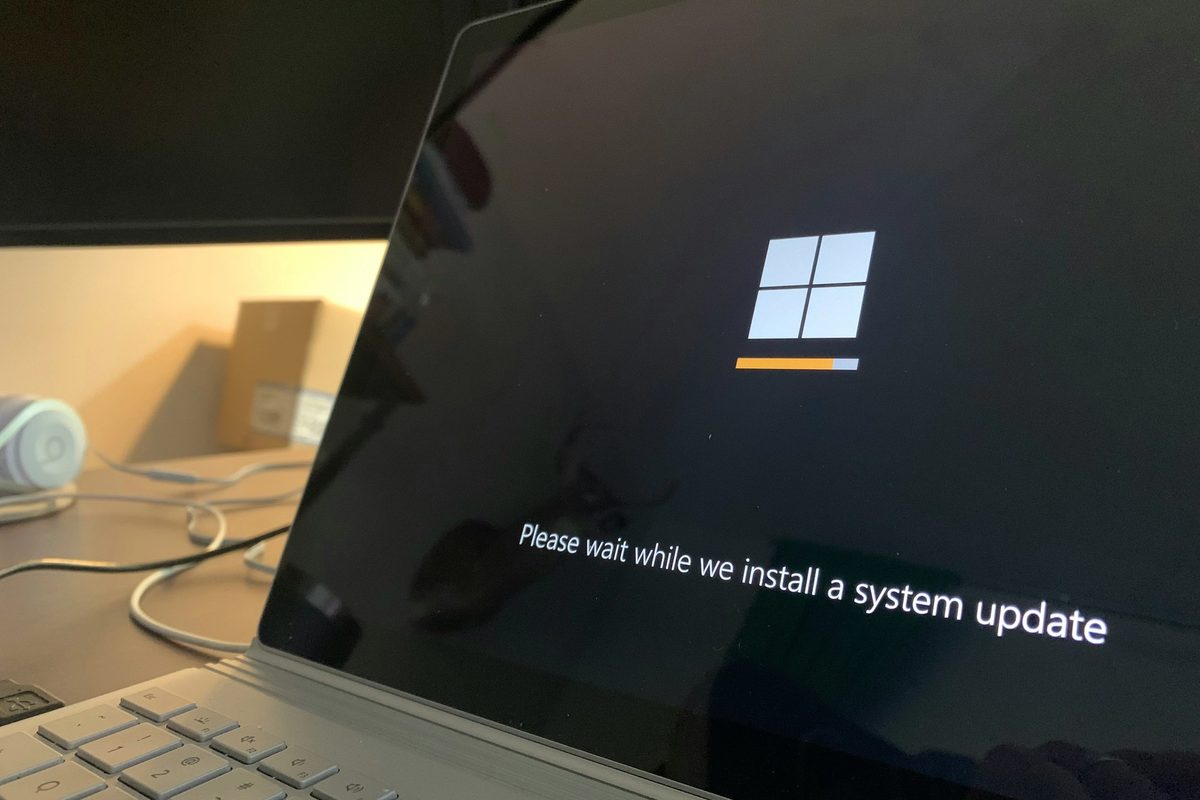 Windows installing a system update