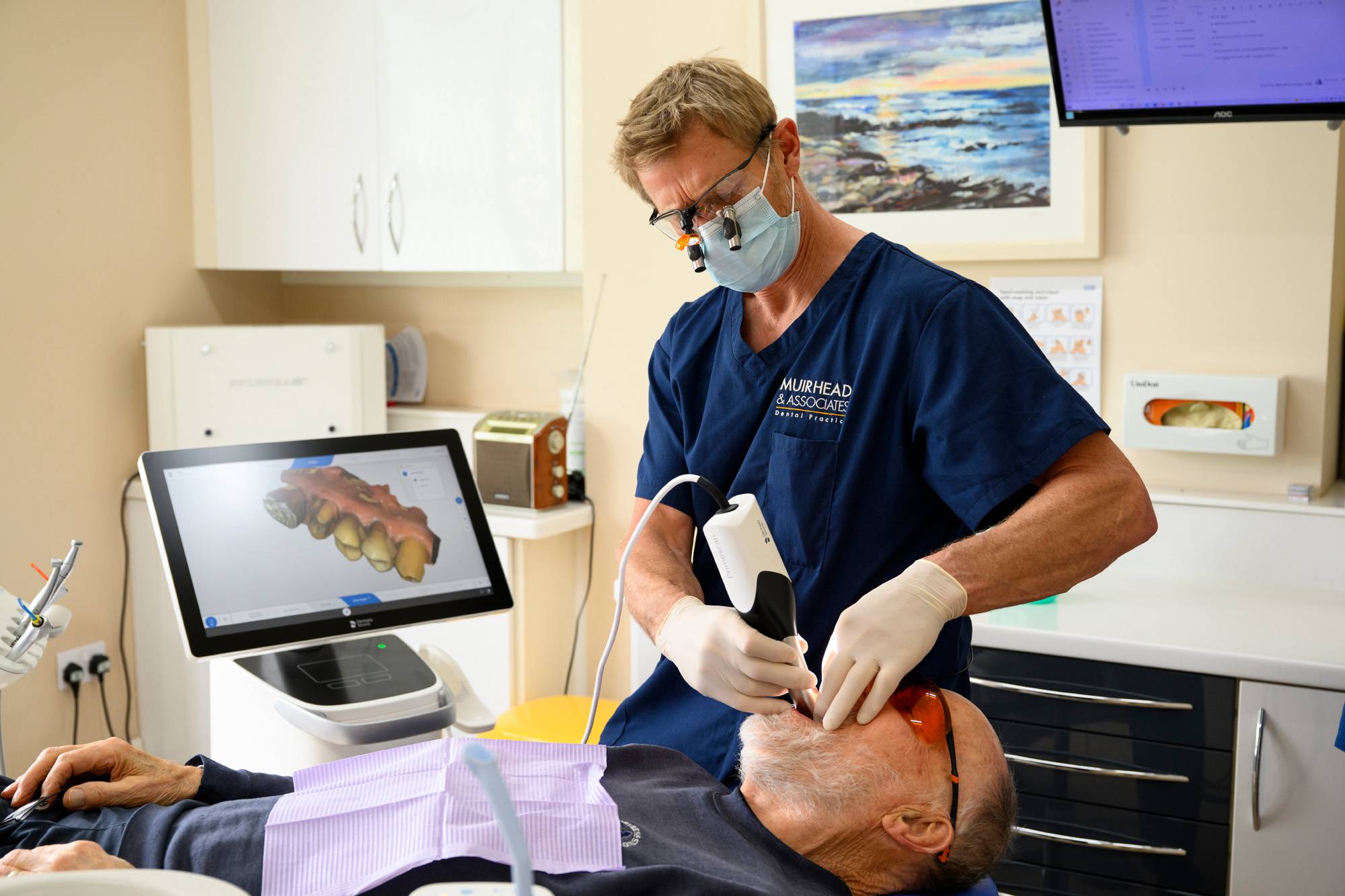 How does a denture work?