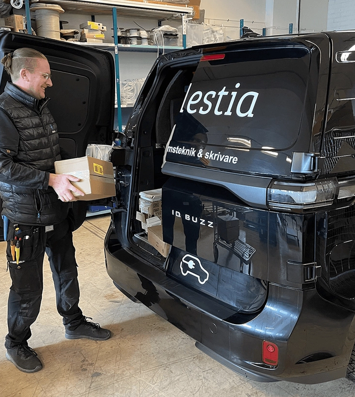 Reledo förvärvar Adestia – stärker erbjudandet inom digitala mötesrum och dokumenthantering