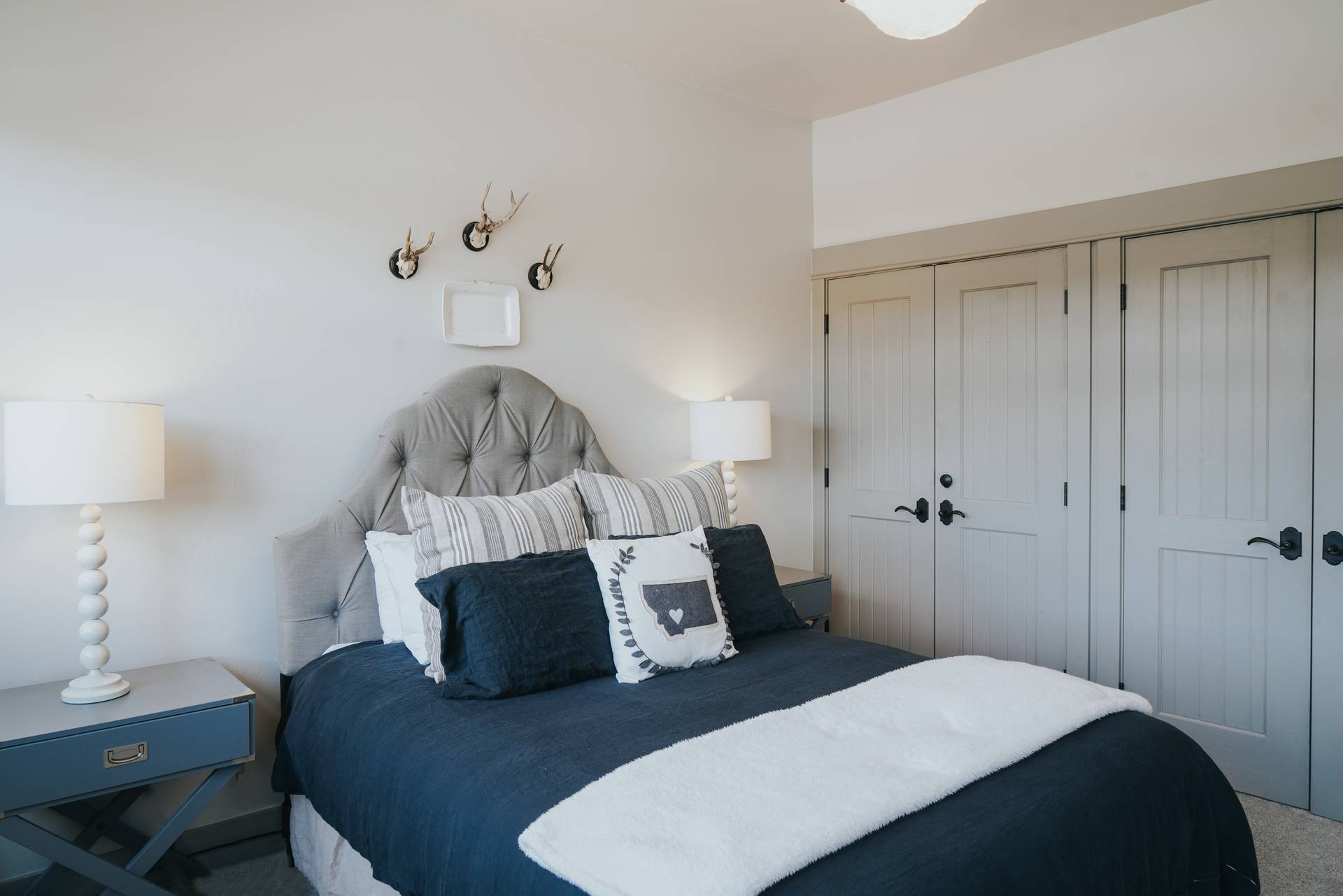 Snowcrest Lodge 8513 vacation condo bedroom