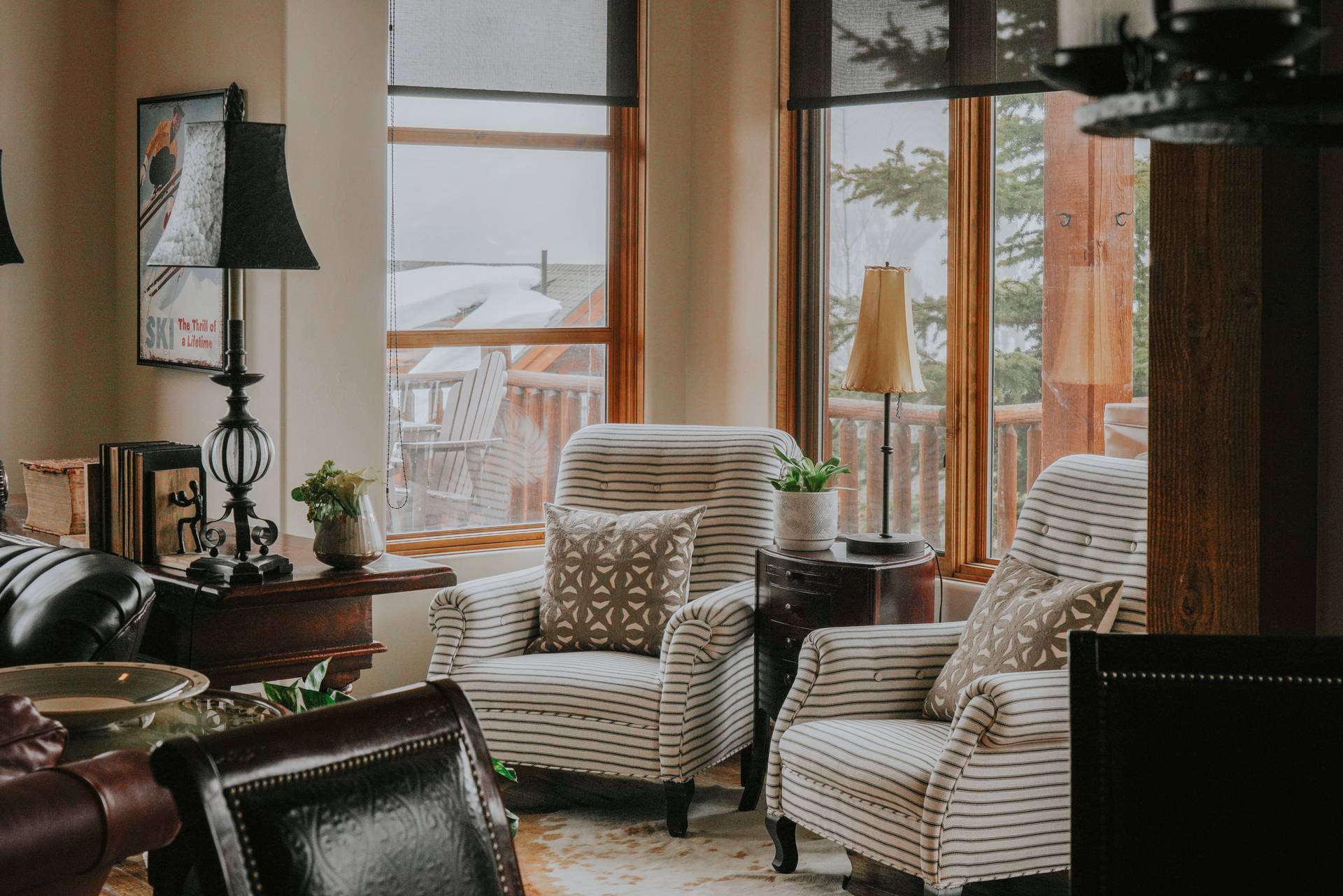 Alpine Meadows Chalet 8 vacation home living room