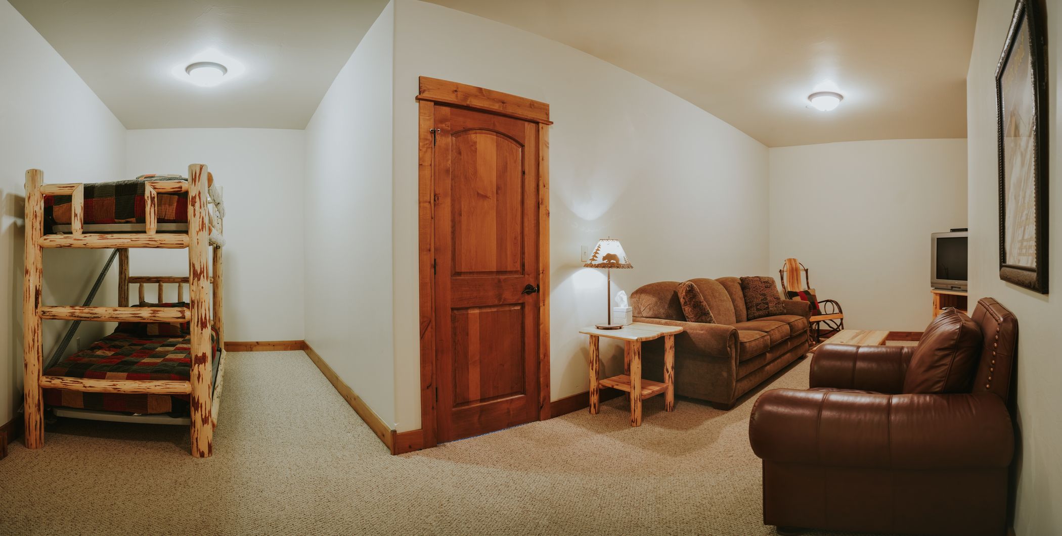 Alpenglow Condominiums 21B vacation condo media room