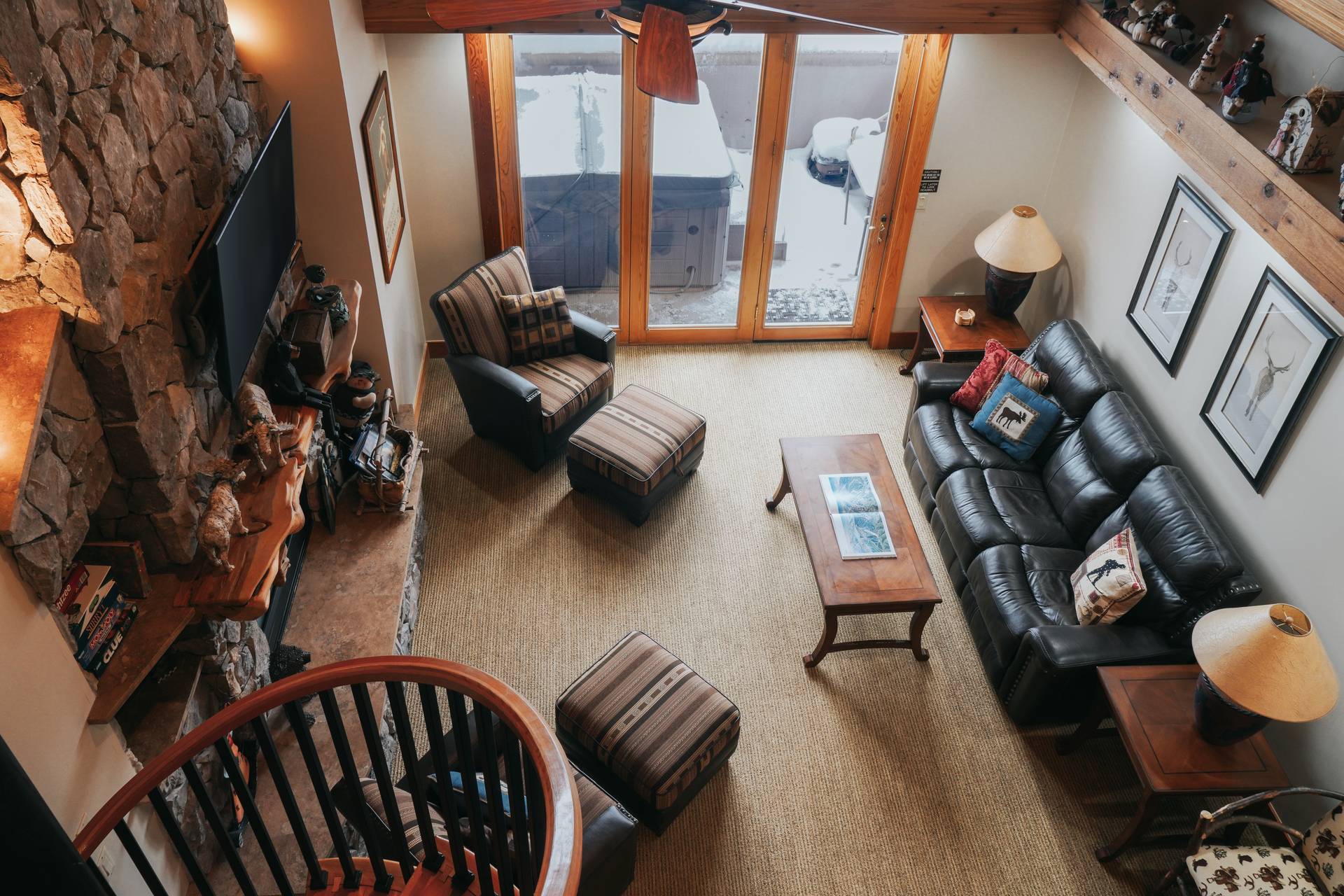 Snowcrest Lodge 8514 vacation condo living room