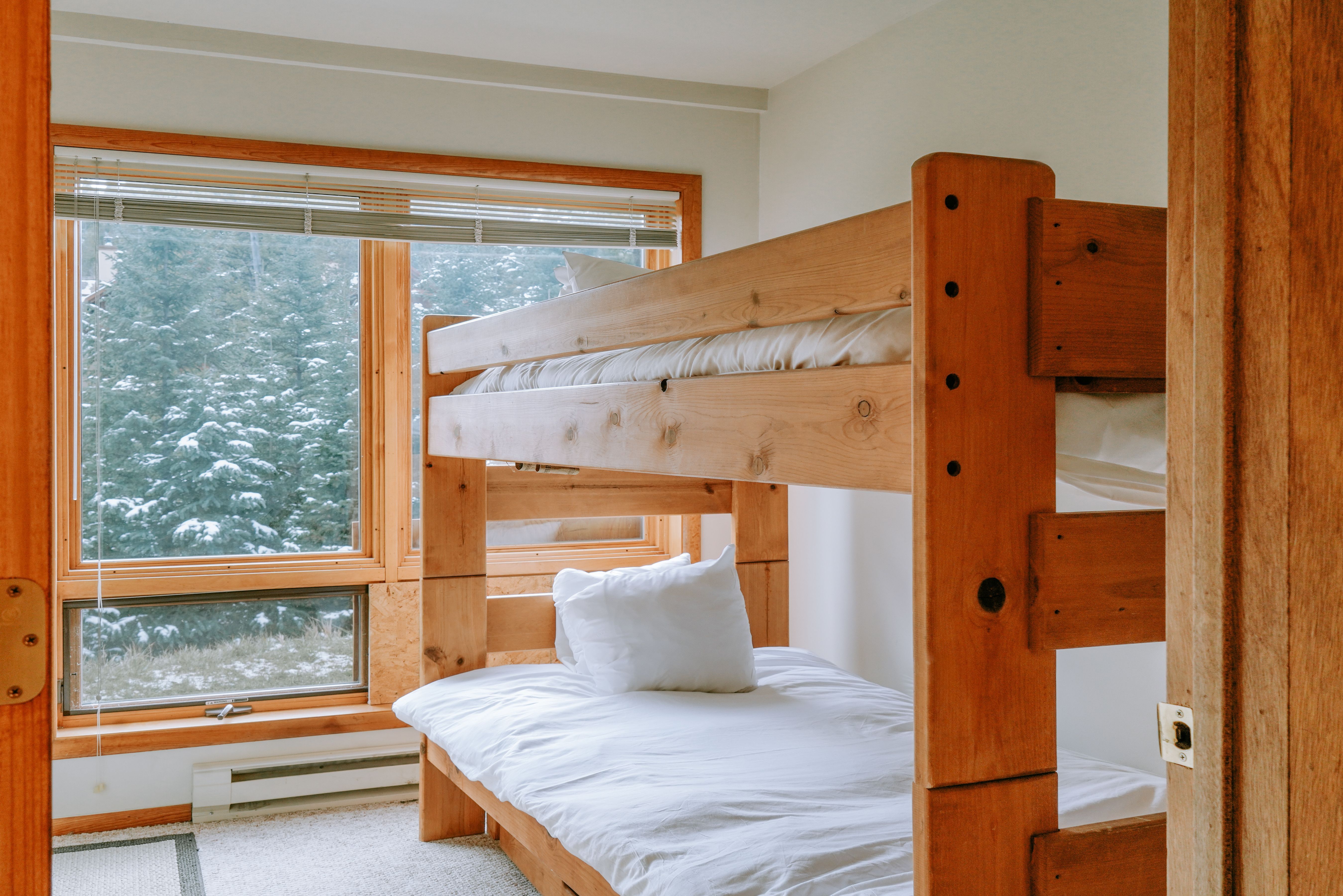 Stillwater Townhomes vacation condo bedroom