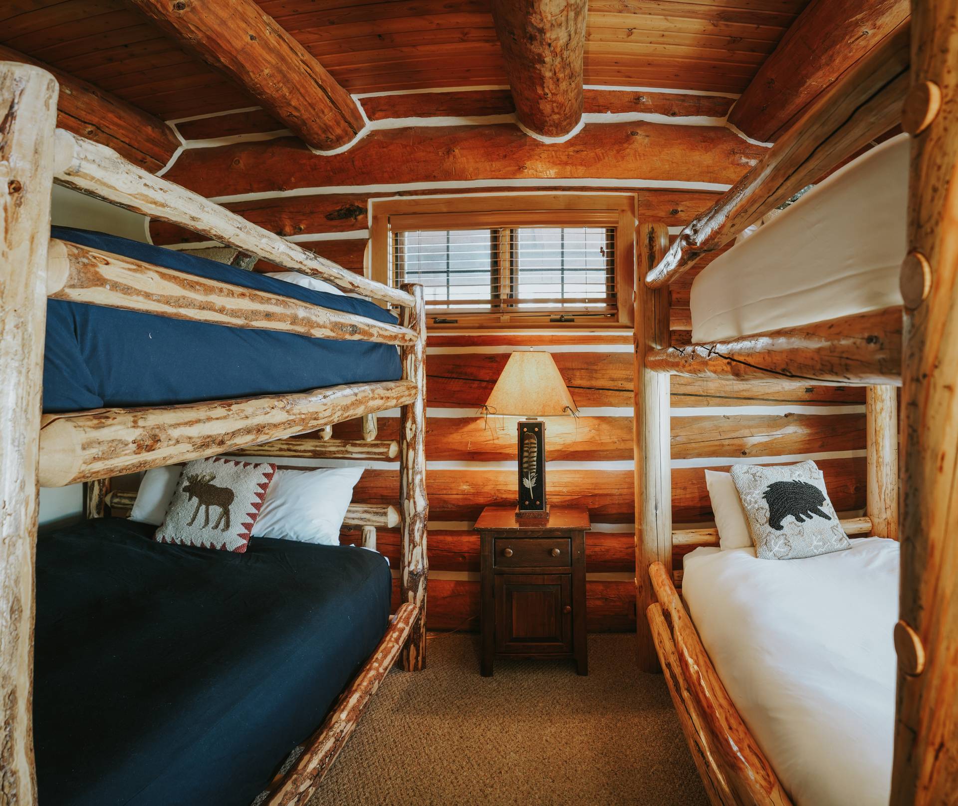 Powder Ridge Cabins vacation home bedroom