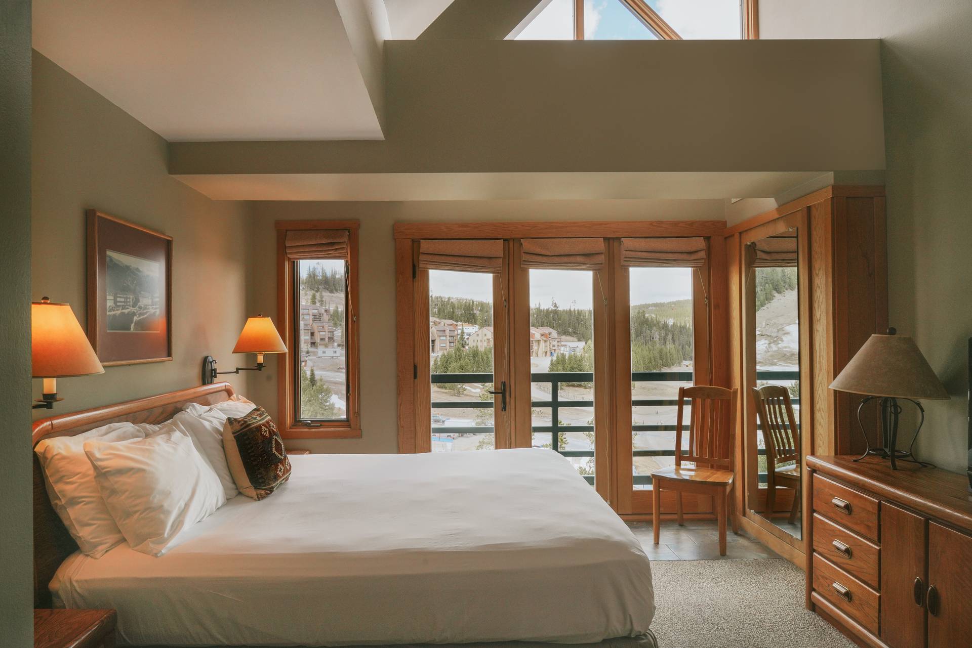 Shoshone Condominium Hotel room one bedroom plus loft bedroom