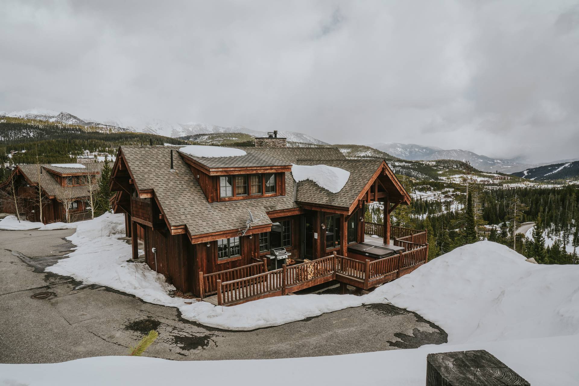 Alpine Meadows Chalet 11 vacation home exterior