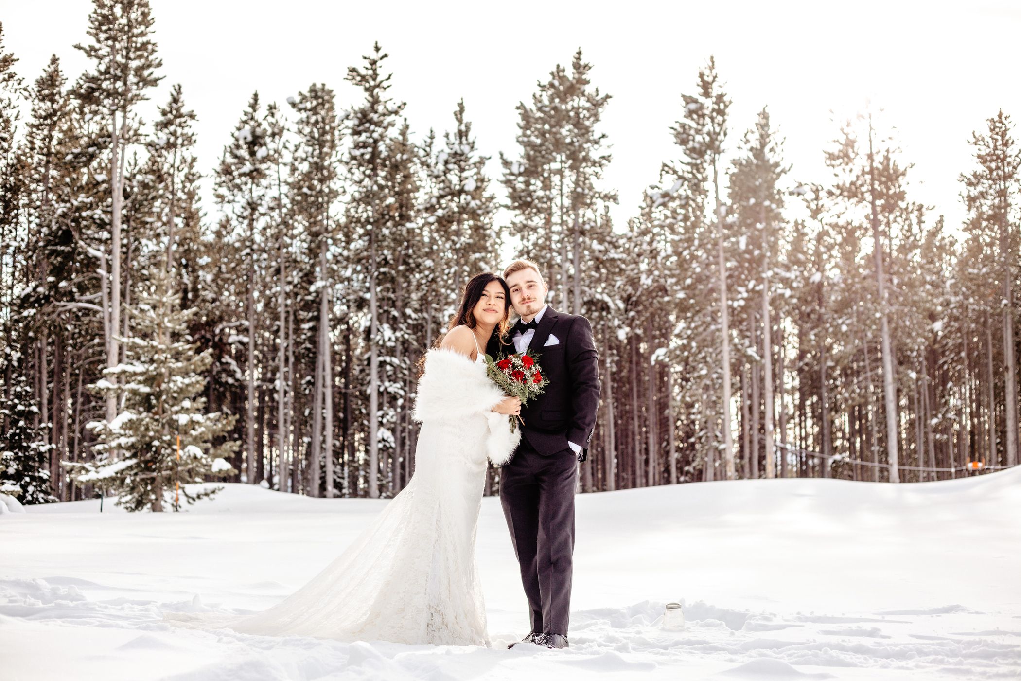 Outdoor winter weddings