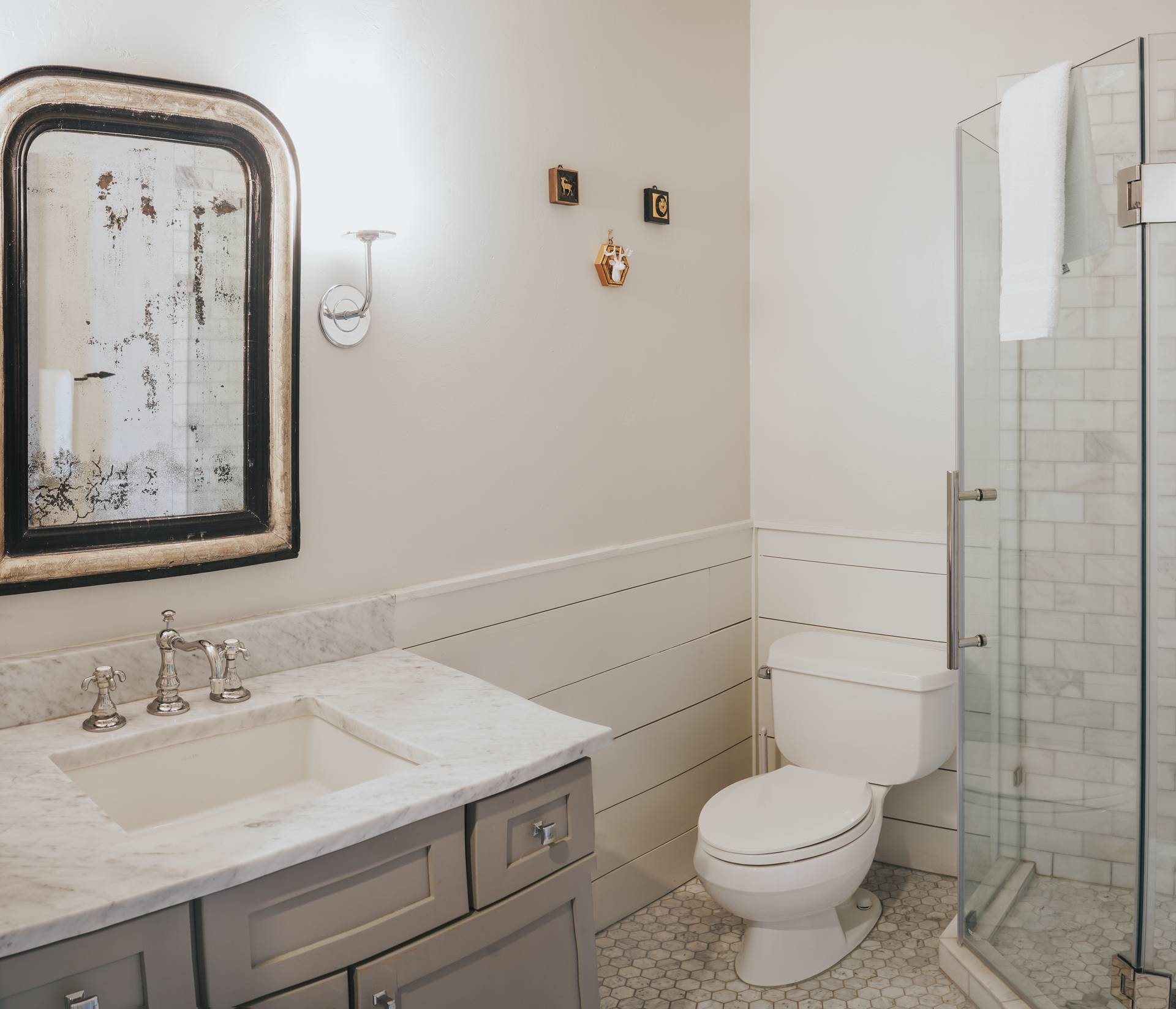 Snowcrest Lodge 8513 vacation condo bathroom