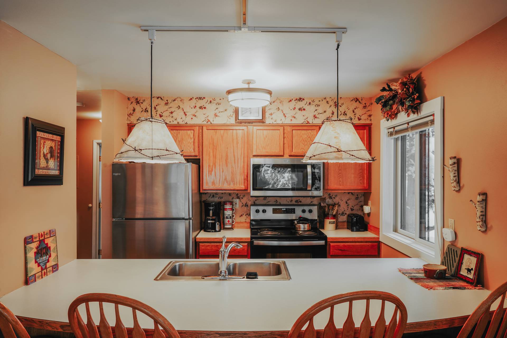 Stillwater Townhomes vacation condo kitchen