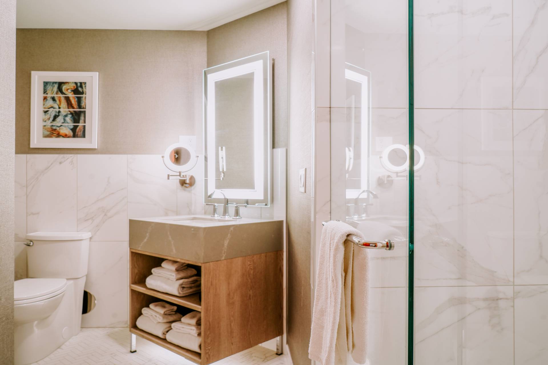 Summit Hotel One Bedroom Suite hotel room bathroom