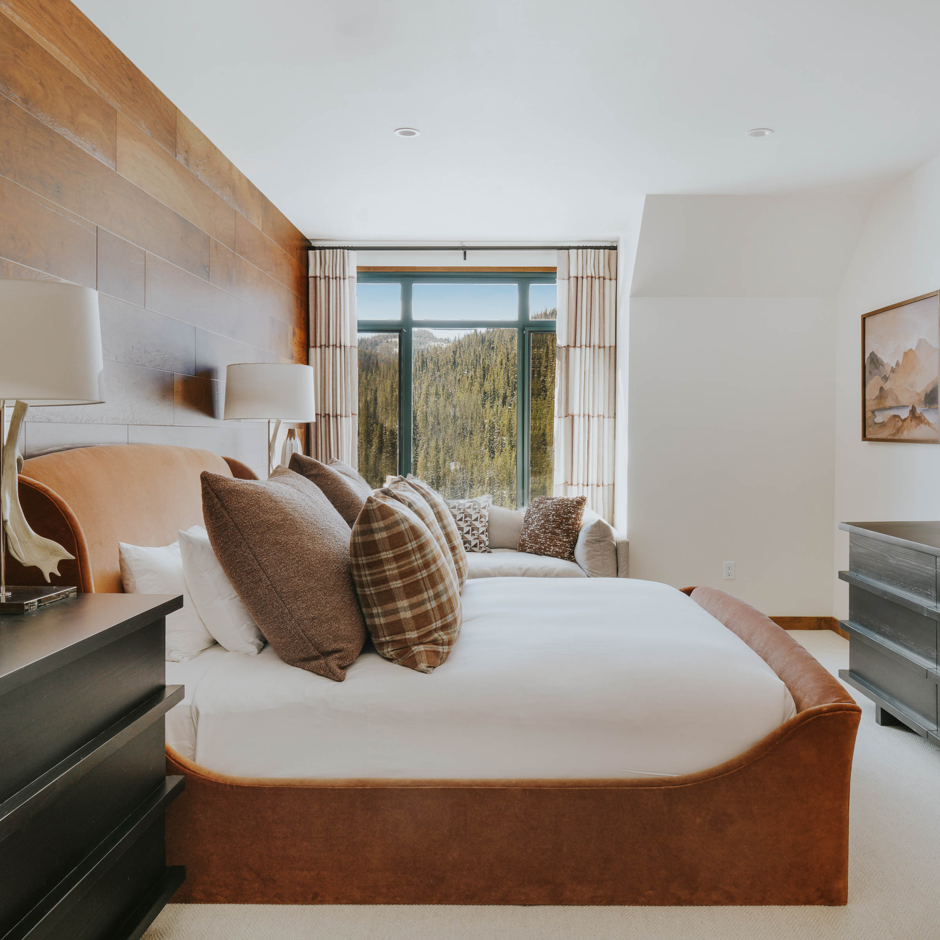 Summit Hotel room