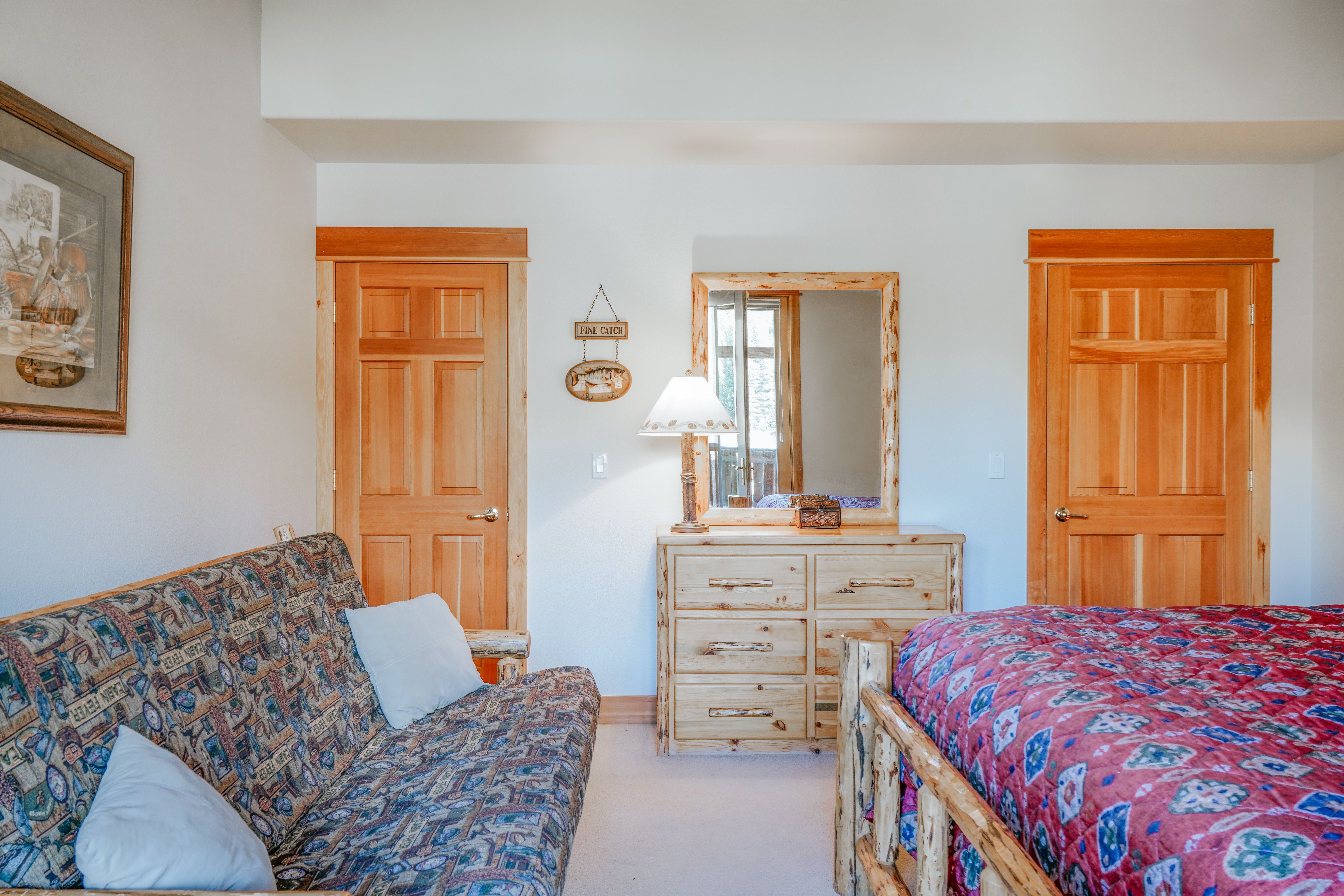 Lone Moose 305C vacation condo bedroom