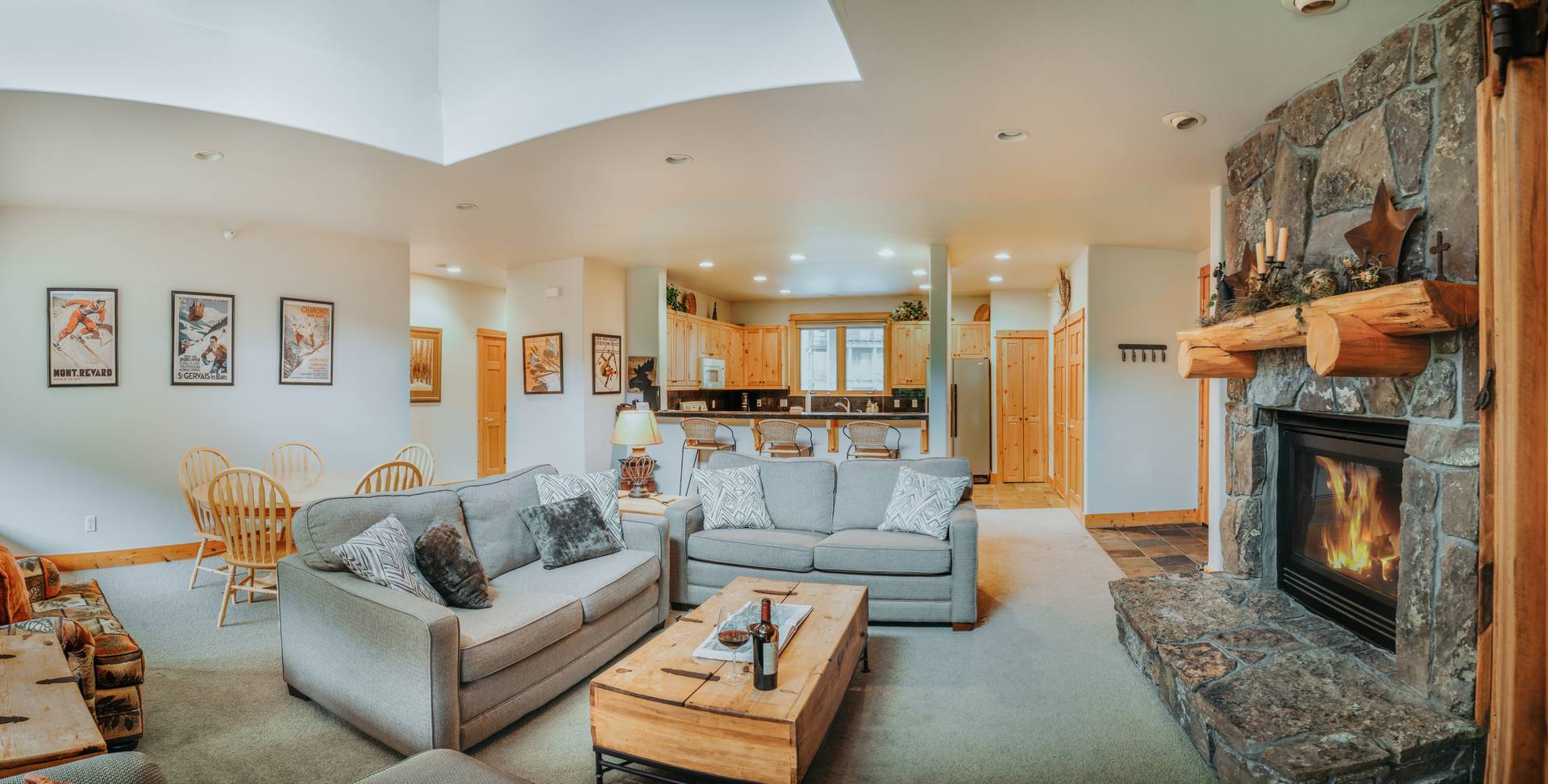 Lone Moose 210A vacation condo living room and kitchen