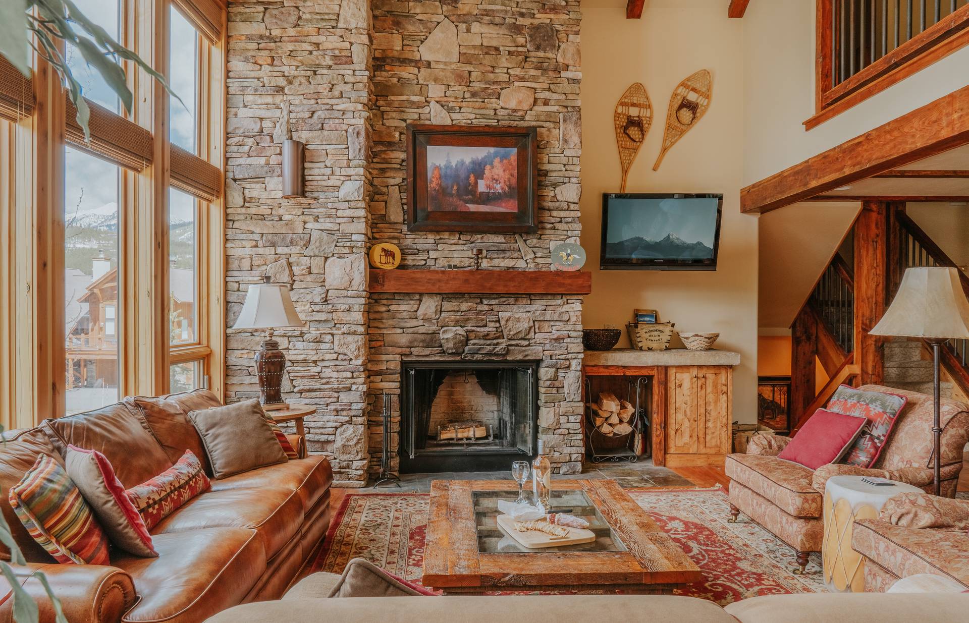 Black Eagle Lodges 13 vacation condo living room